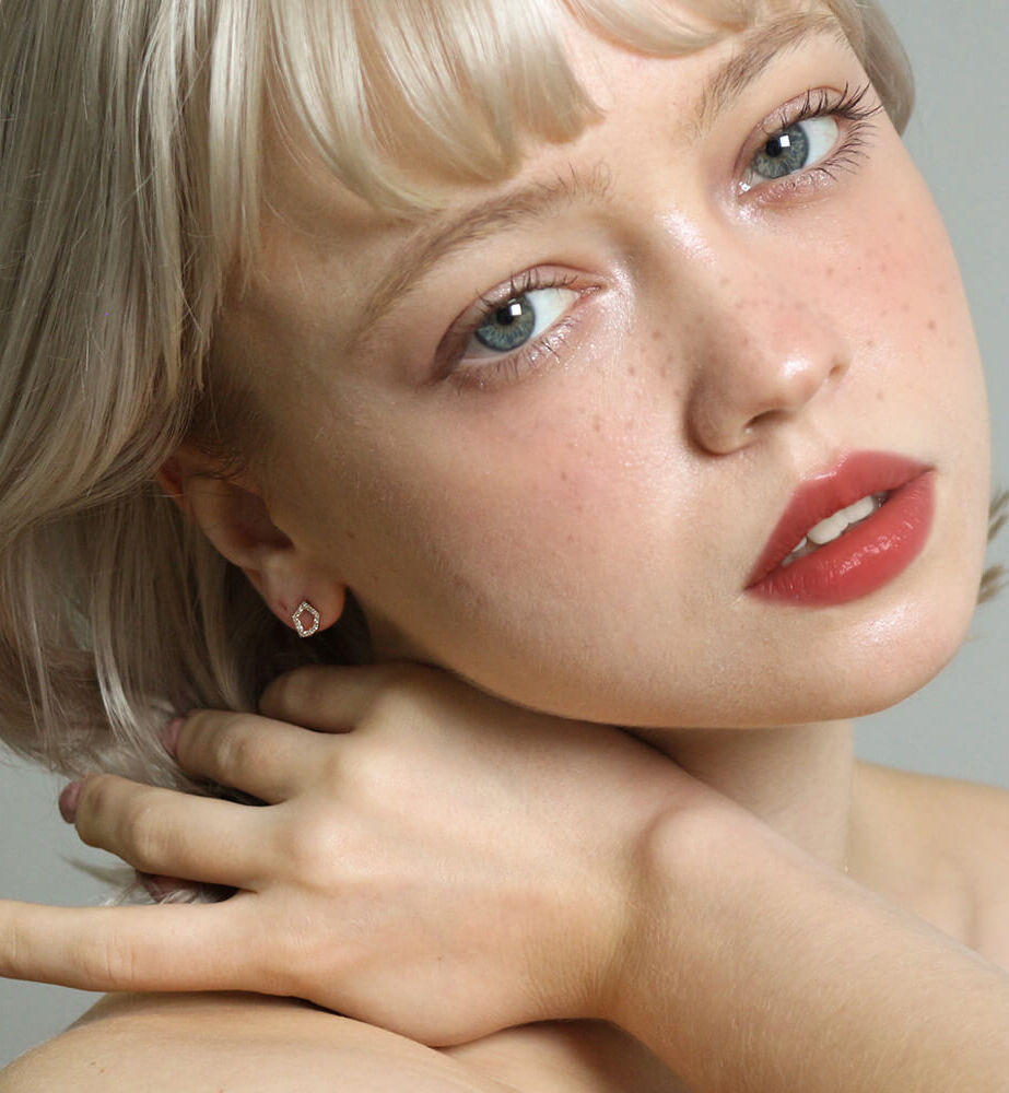  「ダイヤモンド ピアス | K10YG〈プラリネ〉〈世界最小〉」|ピアス|