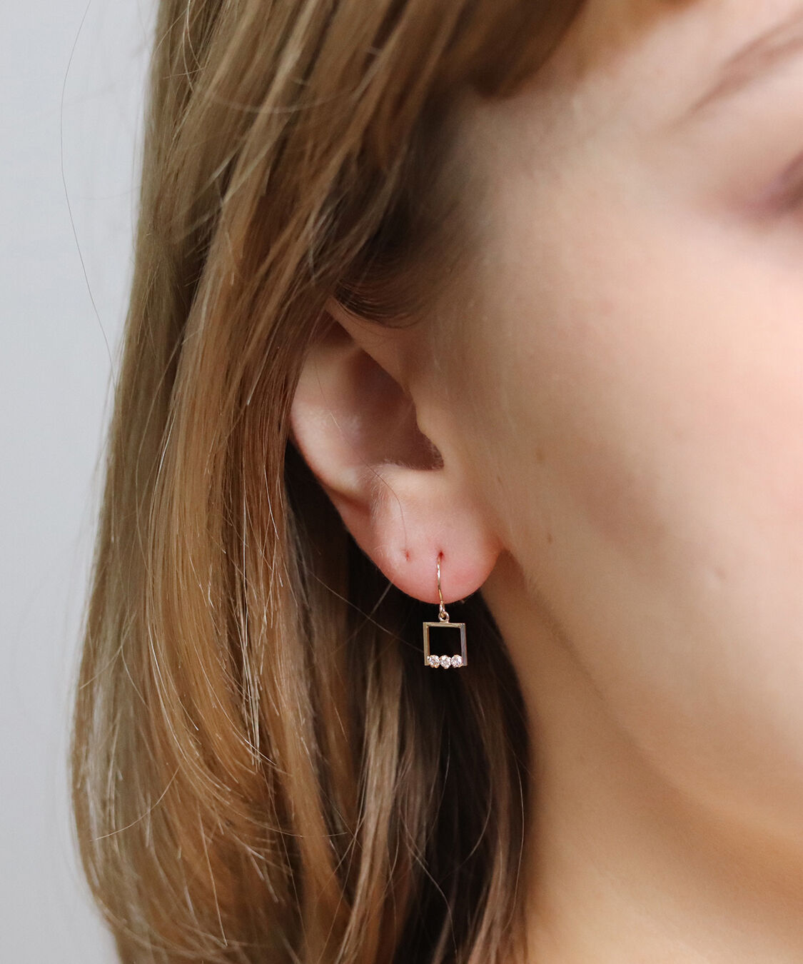  「ダイヤモンド スクエア フック ピアス | K10YG」|ピアス|