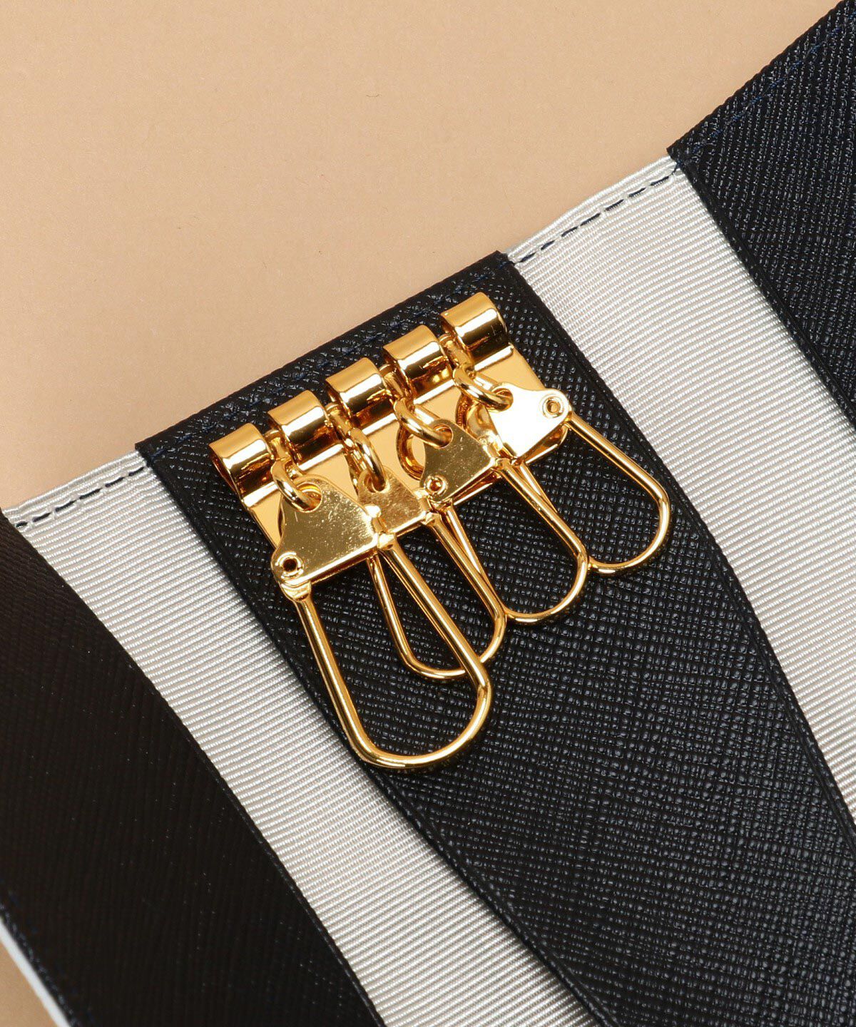 Samantha Thavasa「Pomme d'espoir ポムディスポワール バイカラーキーケース」|キーケース|