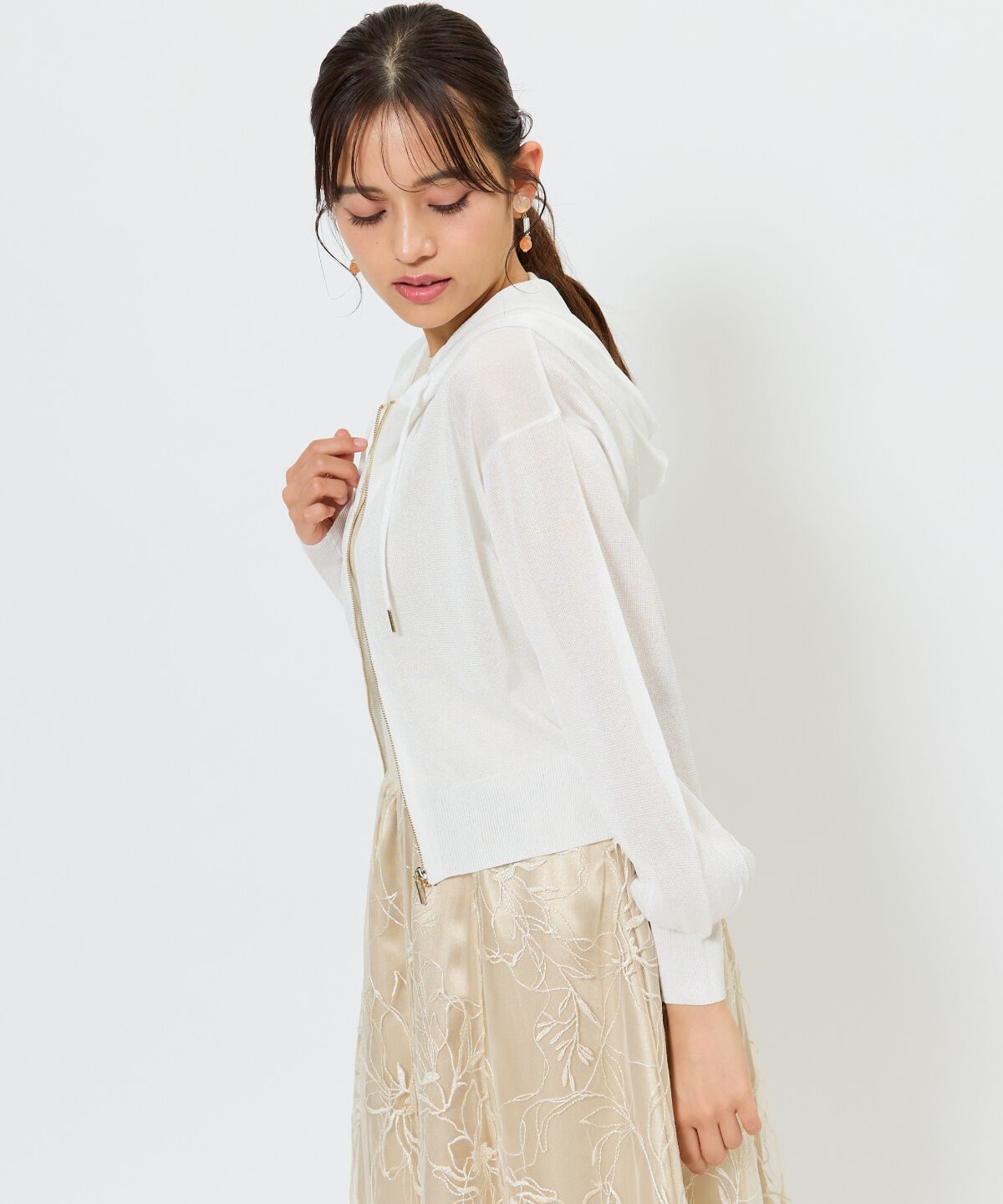 アンドクチュール「コンパクトシアーフーディー」|パーカー|