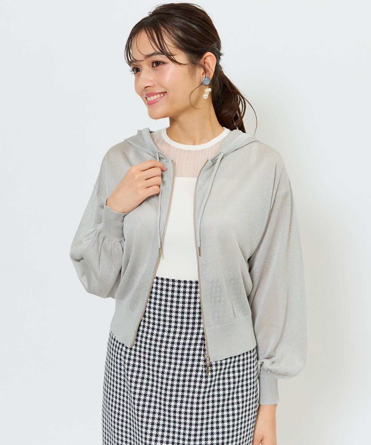 アンドクチュール「コンパクトシアーフーディー」|パーカー|