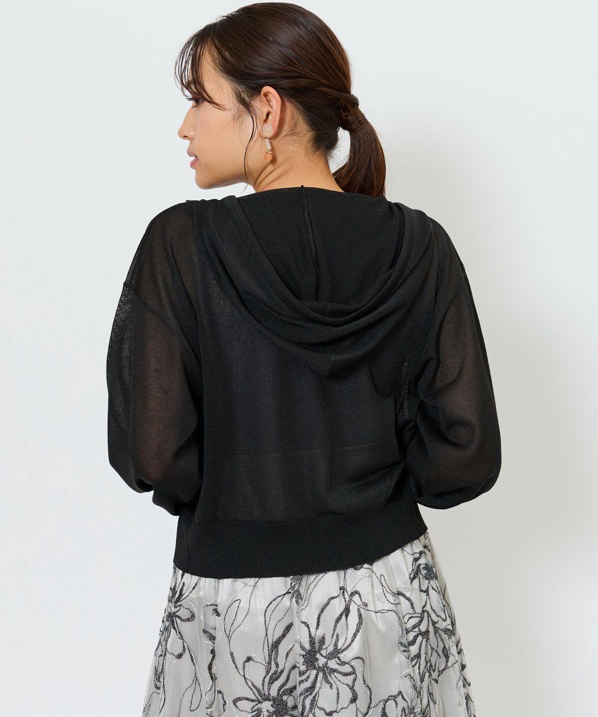 アンドクチュール「コンパクトシアーフーディー」|パーカー|