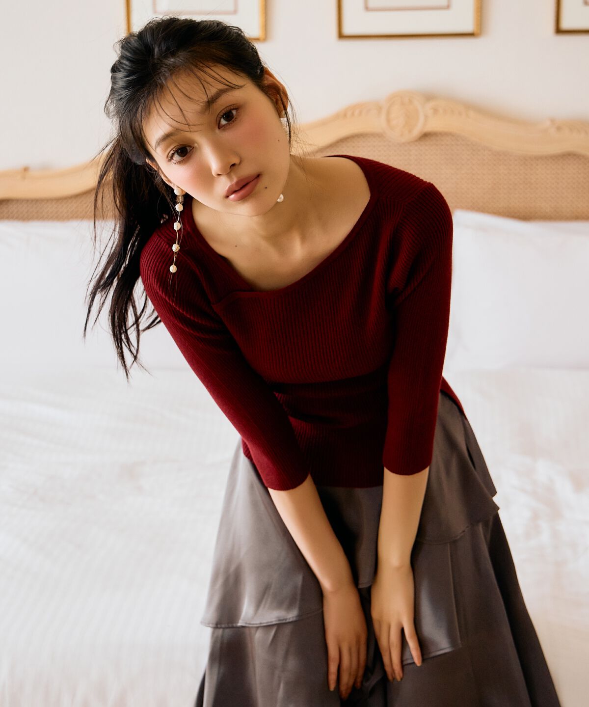 アンドクチュール「アシメVネック7分袖プルオーバー」|ニット・セーター|