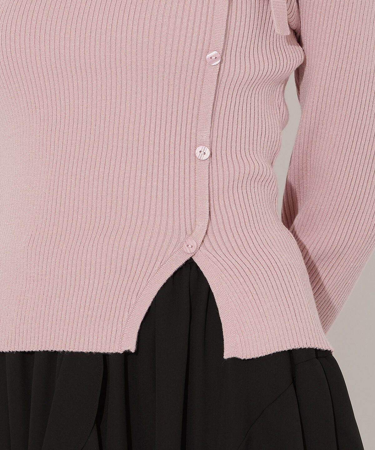 アンドクチュール「アシメリボンスリットプルオーバー」|ニット・セーター|