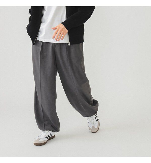 BEAMS「ワイドストレート 2プリーツ  スラックス」|チノ|