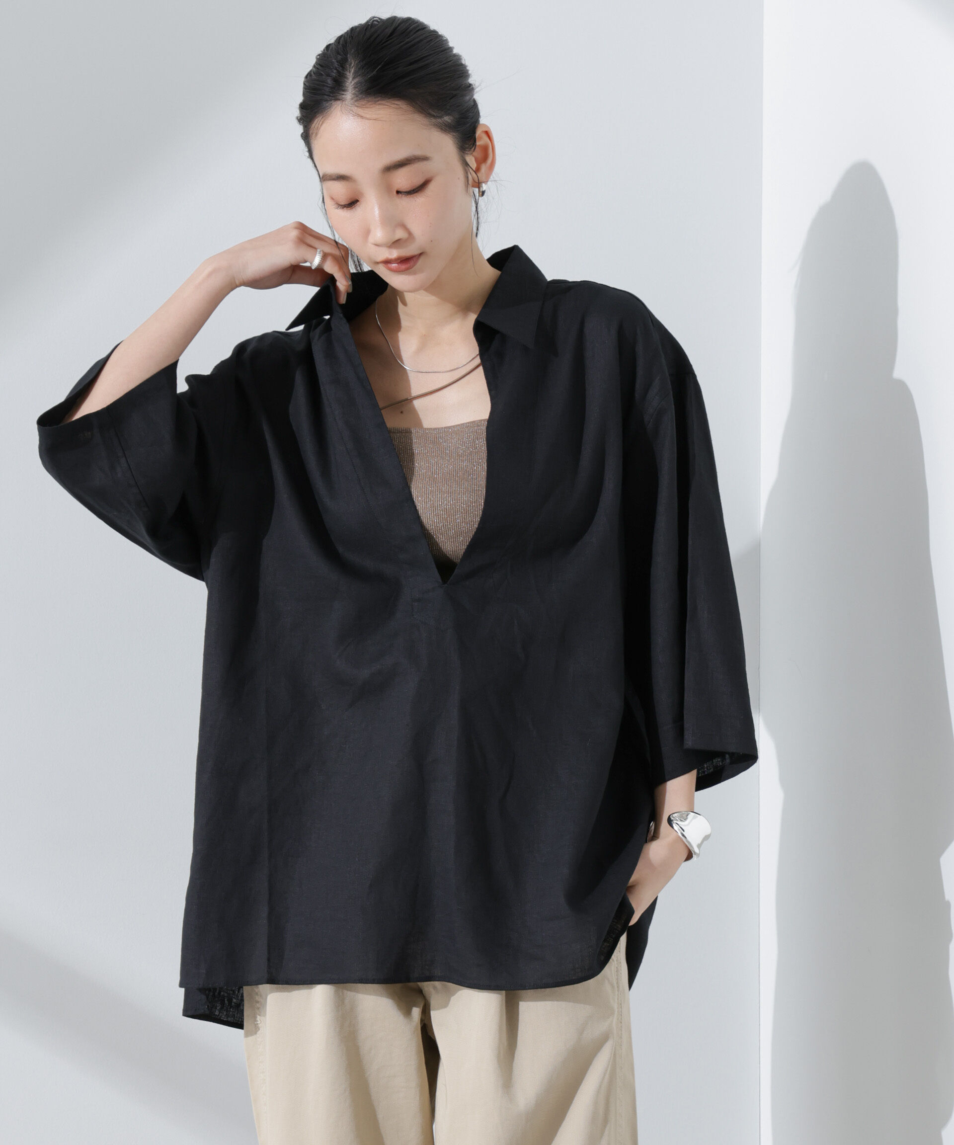 nano･universe「Anti Smell Linen プルオーバーVネックシャツ」|シャツ・ブラウス|ブラック