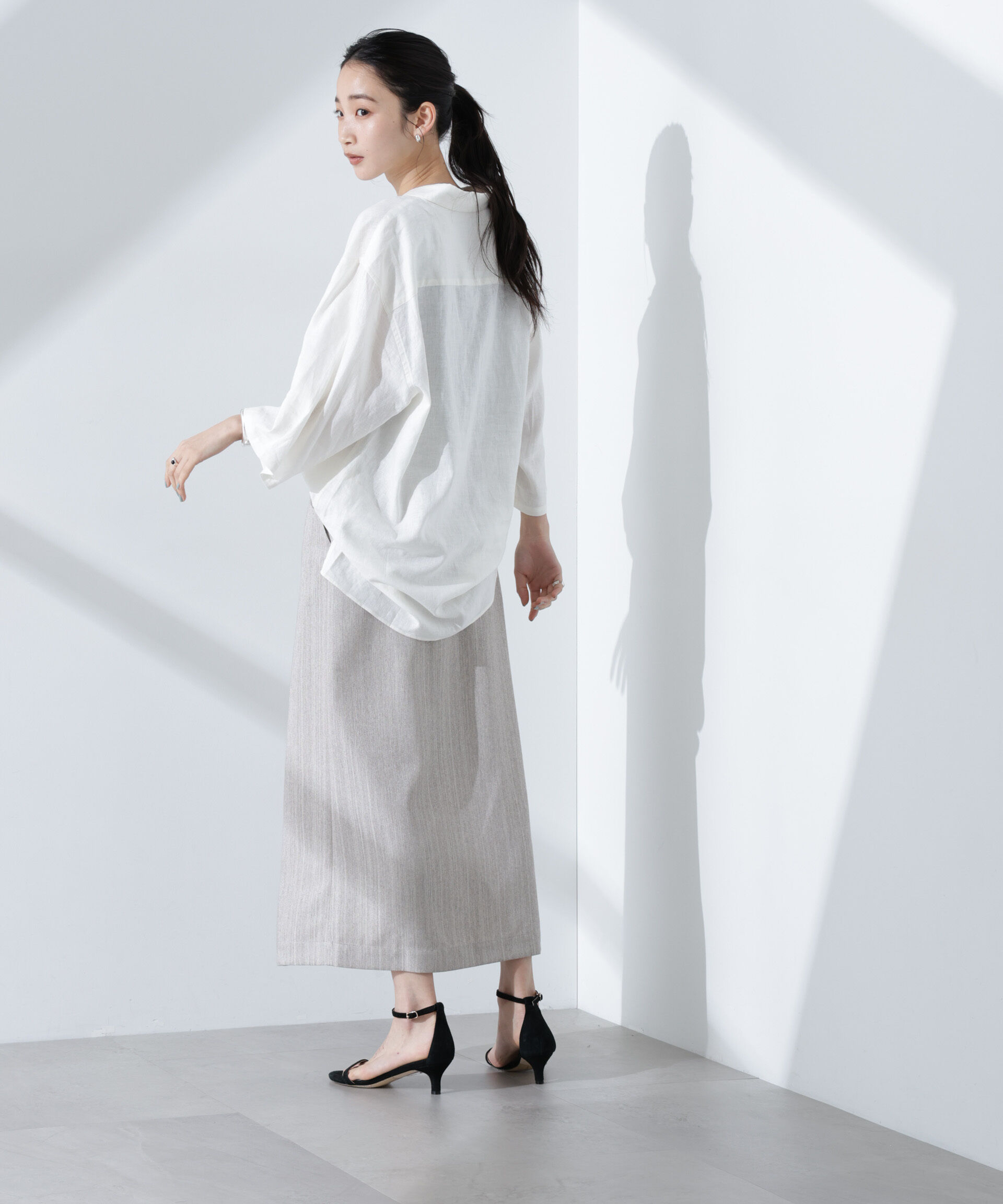 nano･universe「Anti Smell Linen プルオーバーVネックシャツ」|シャツ・ブラウス|