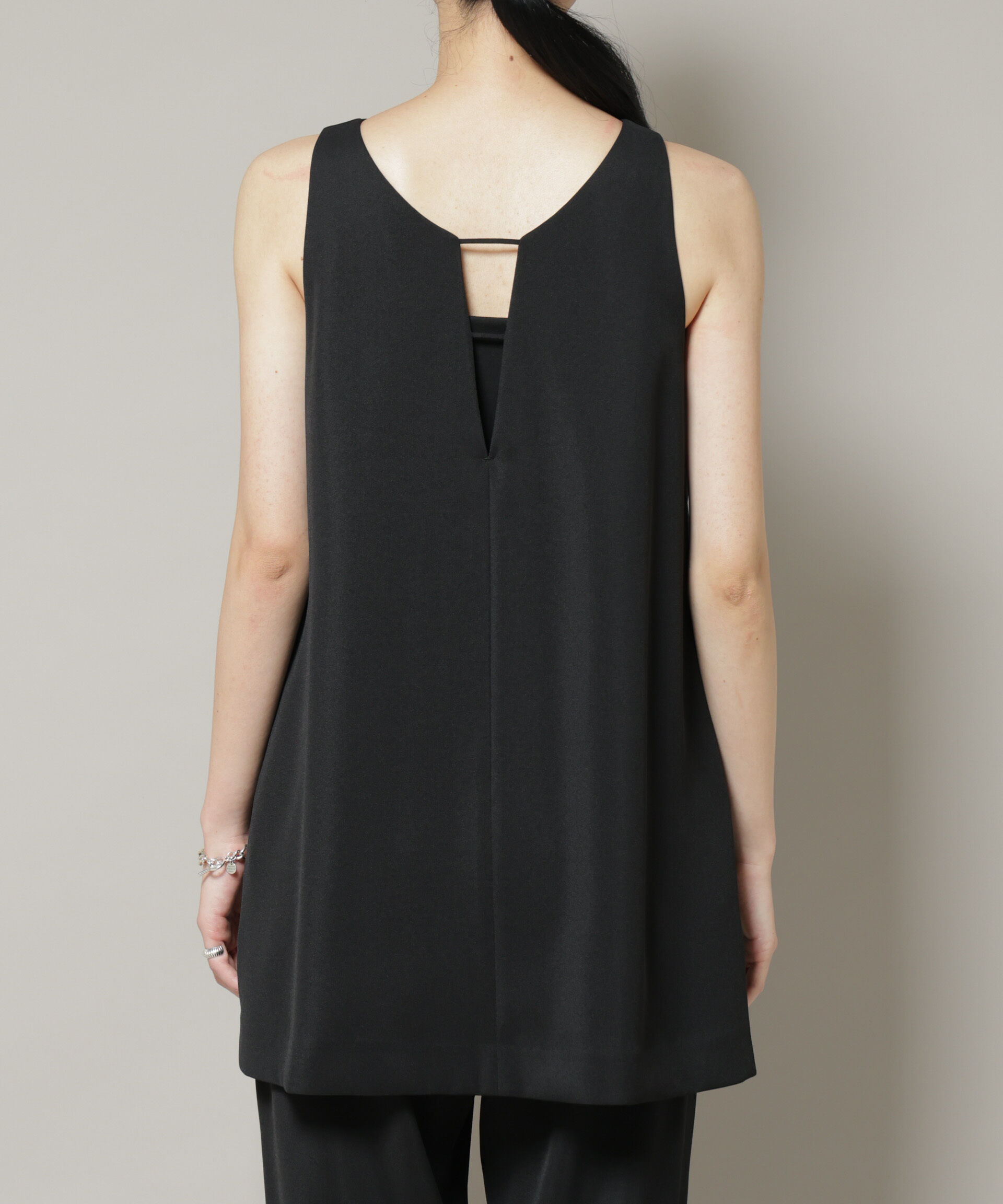 nano･universe「ダブルクロスノースリーブブラウス&times;パンツセットアップ」|ワンピース|