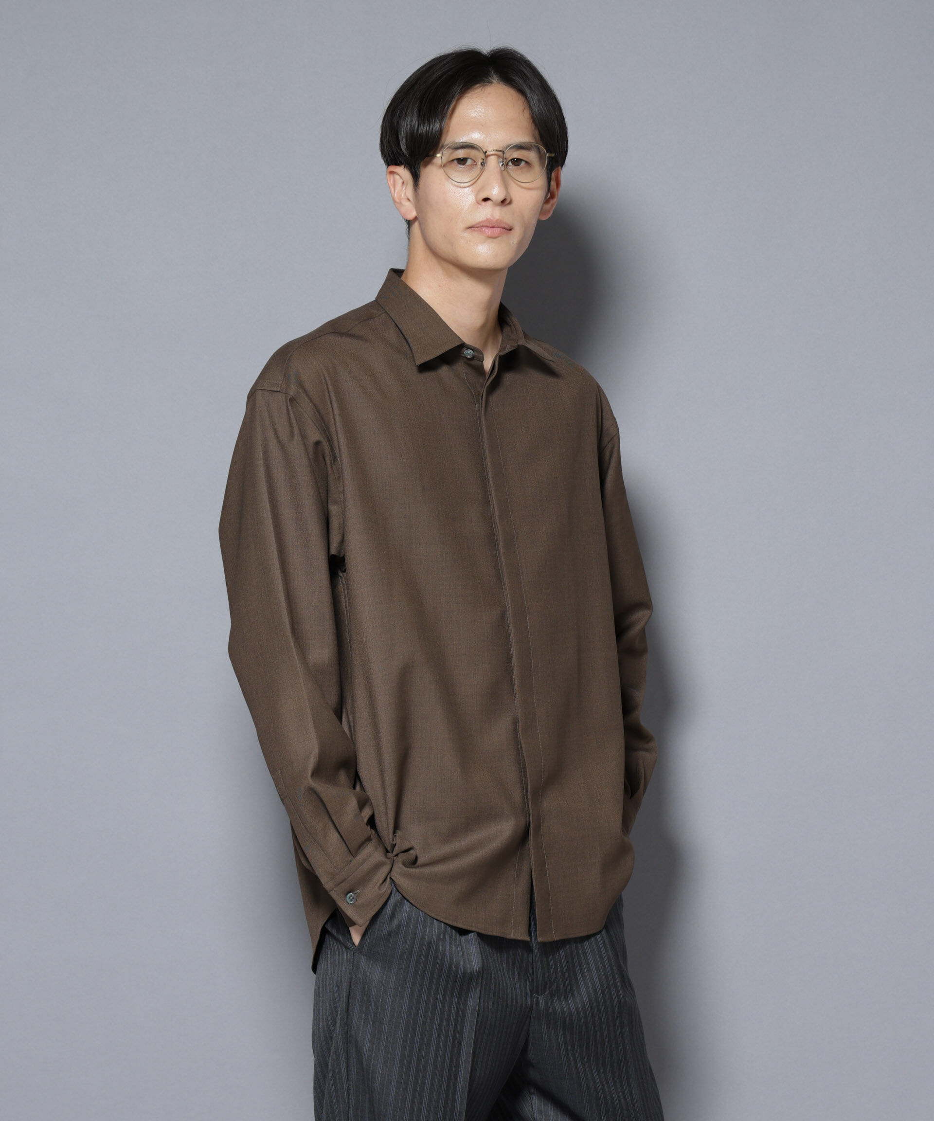 nano･universe「｢Gavante｣ ドライギャバレギュラーカラーシャツ」|シャツ・ブラウス|ブラウン