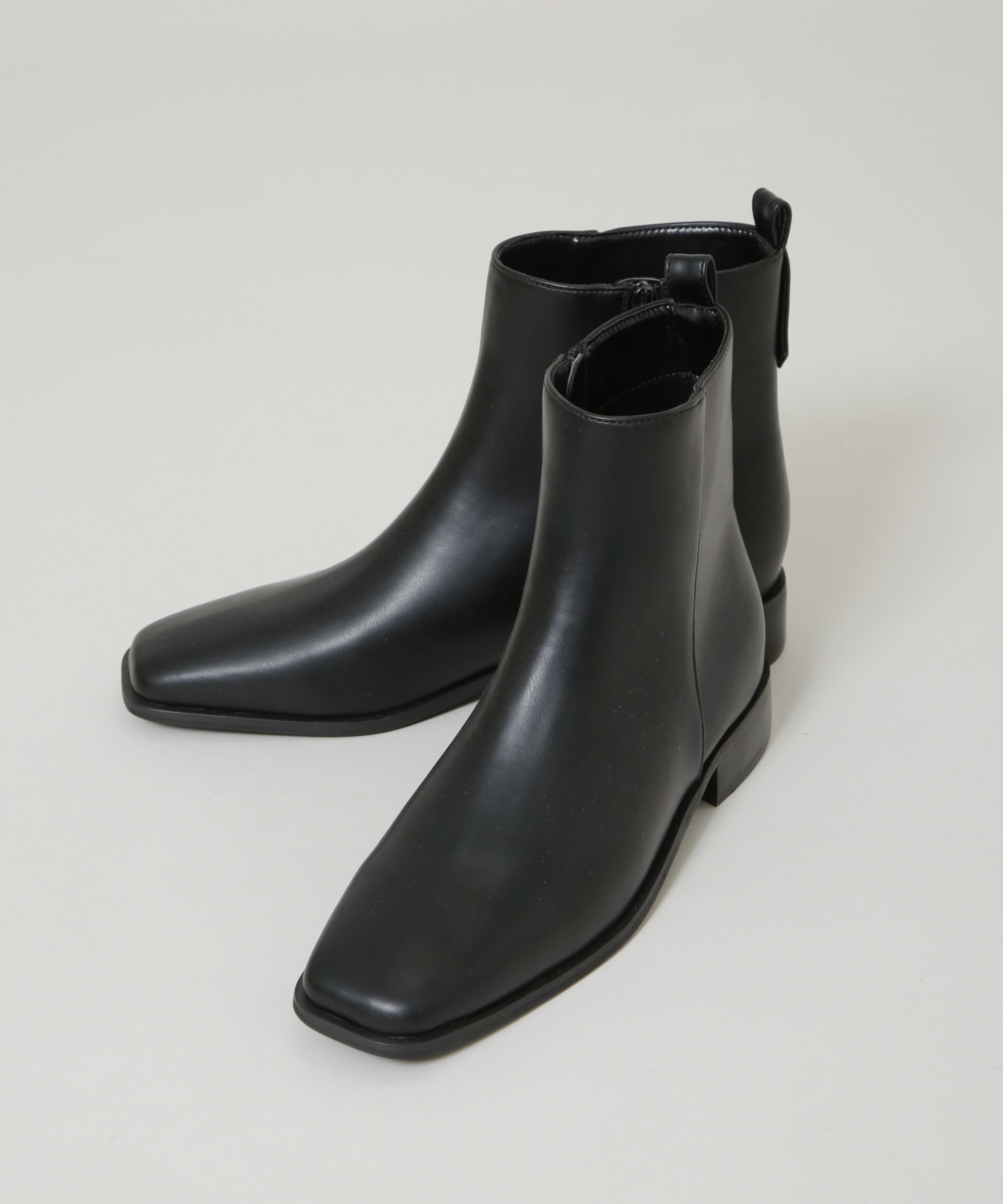 nano･universe「スクエアトゥフラットブーツ」|ビジネス・ドレスシューズ|