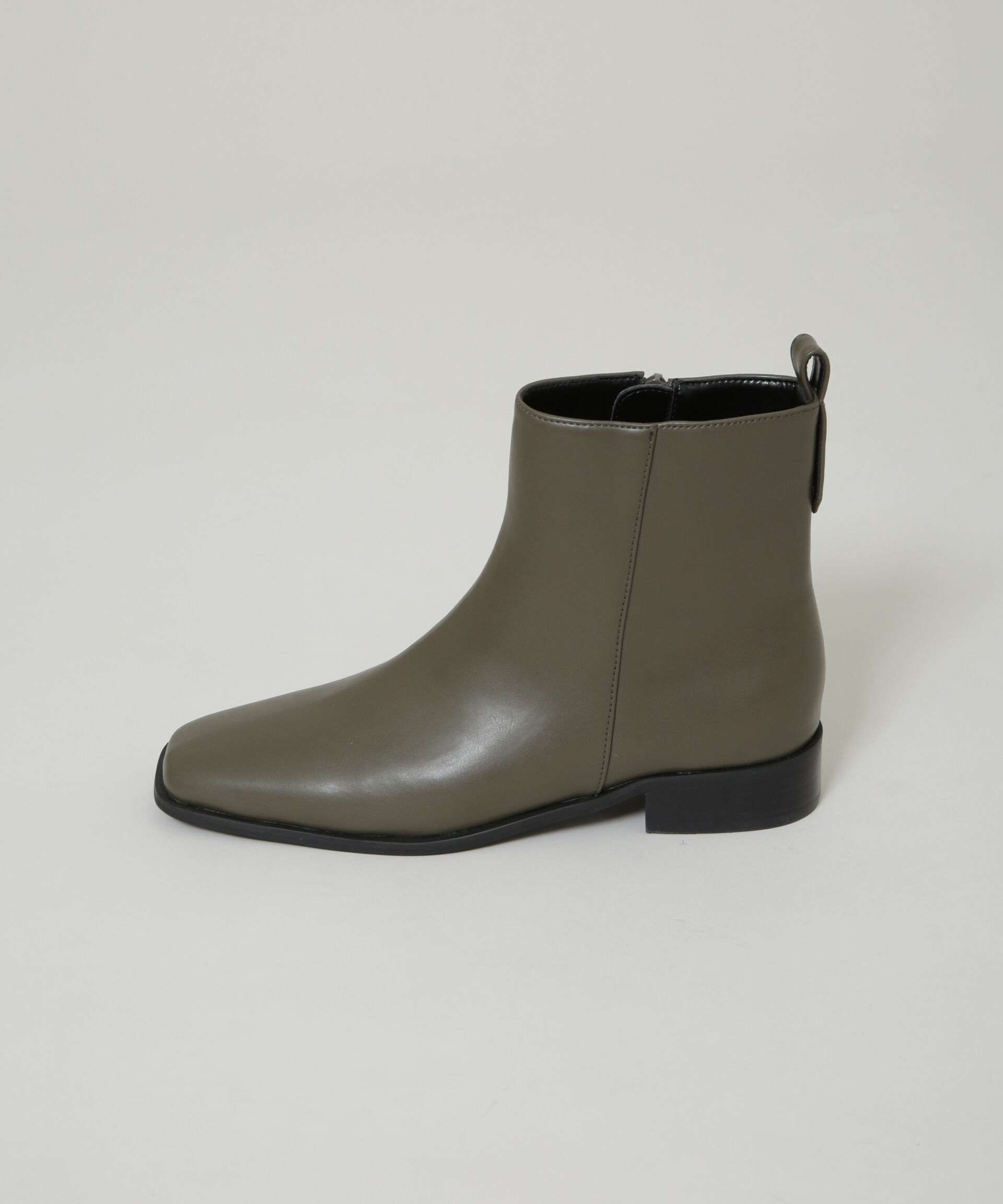 nano･universe「スクエアトゥフラットブーツ」|ビジネス・ドレスシューズ|