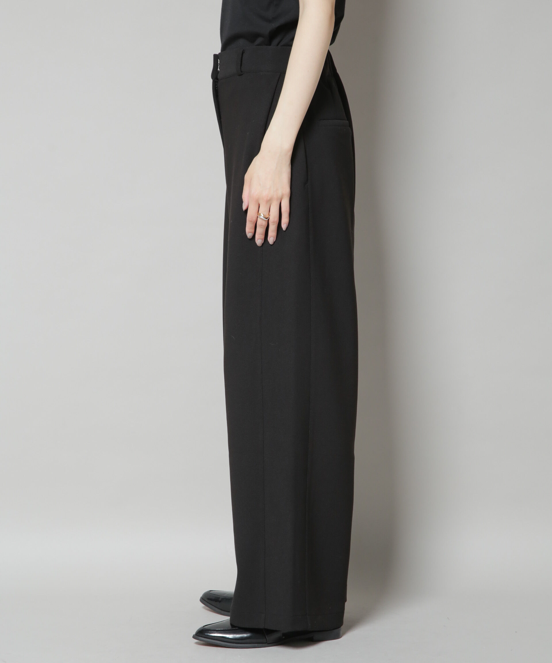 nano･universe「サイドタックカットジョーゼットパンツ」|チノ|