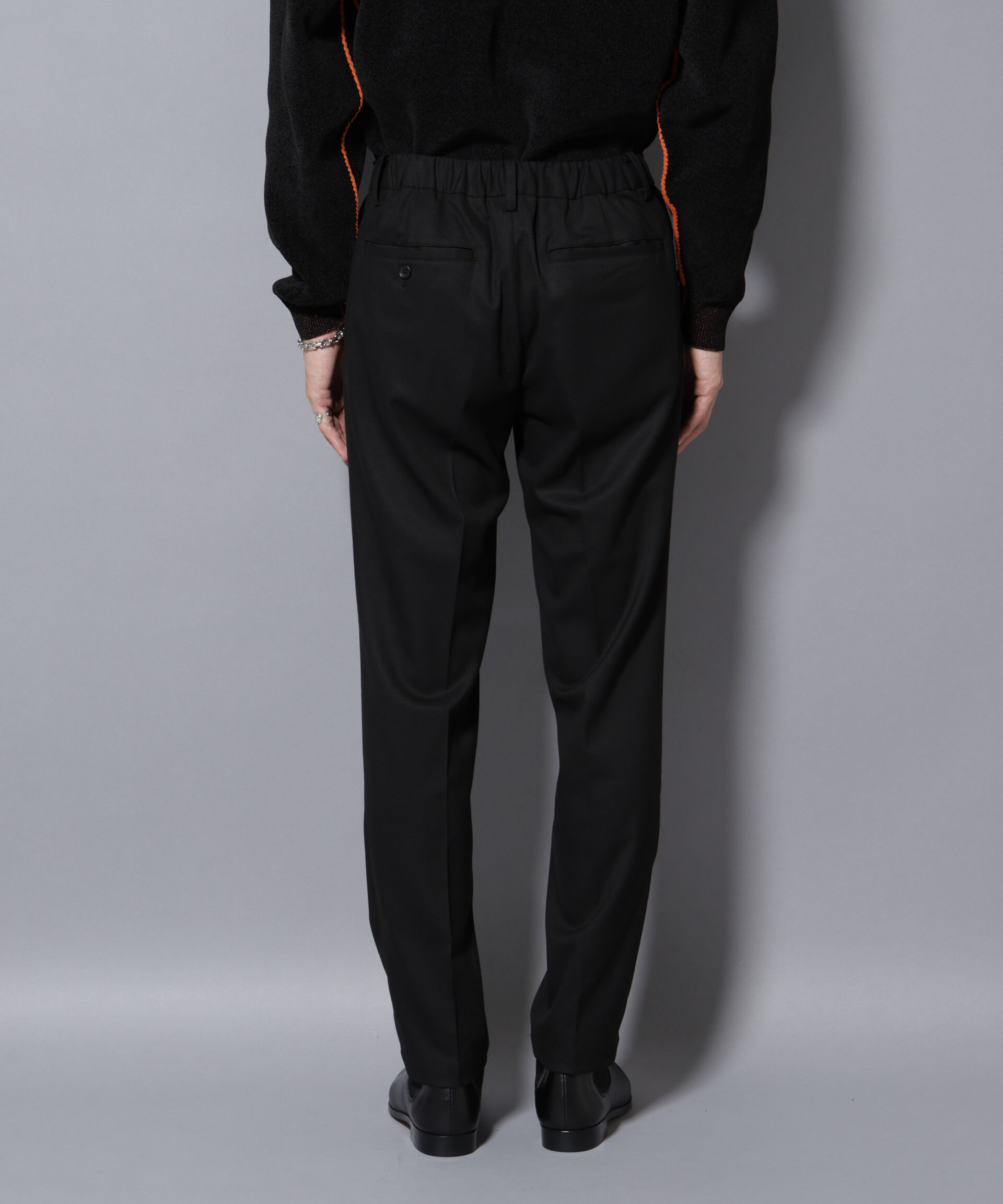 nano･universe「微起毛1タックテーパードパンツ」|チノ|