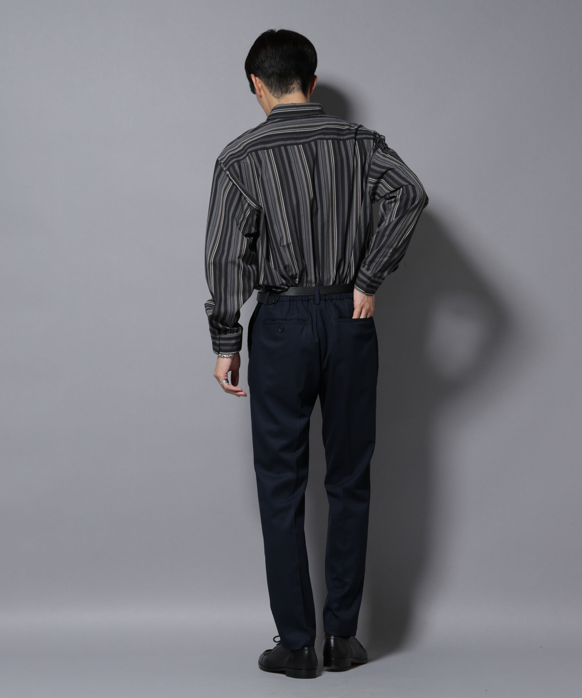 nano･universe「微起毛1タックテーパードパンツ」|チノ|