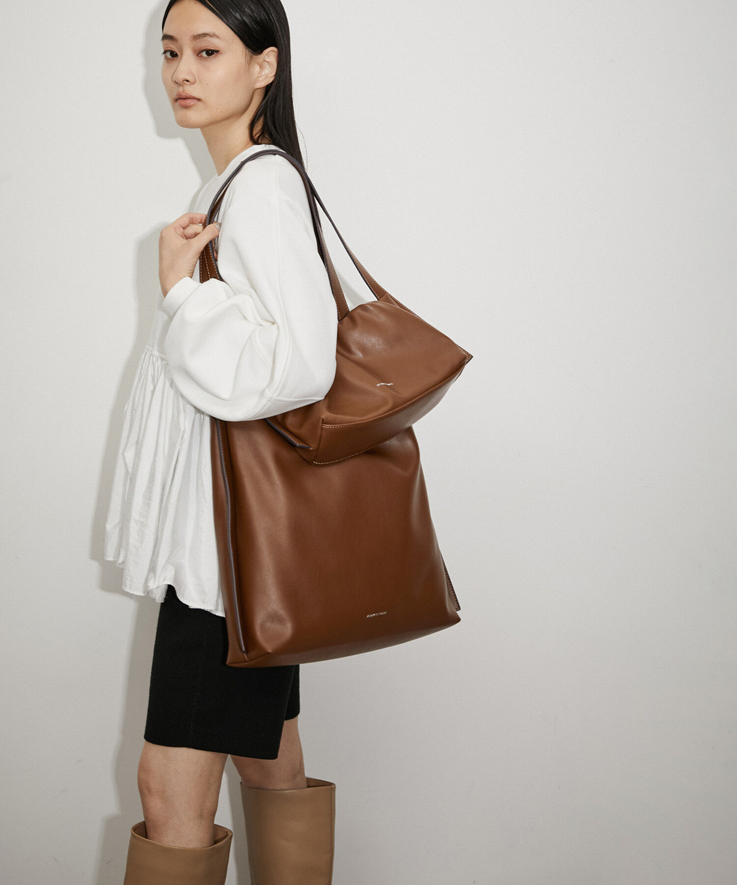 ADAM ET ROPE'「ソフトフェイクレザーマルチトート」|トートバッグ|