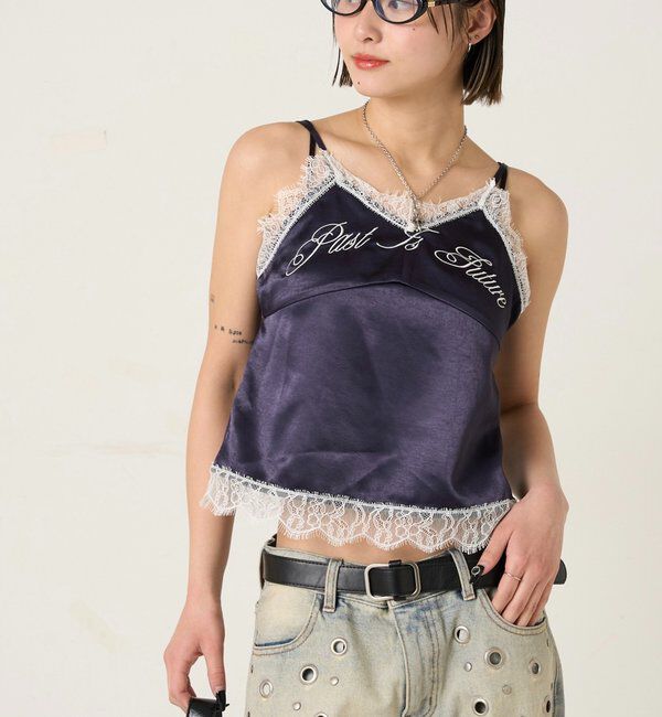  「刺繍ロゴサテンスリップキャミ」|シャツ・ブラウス|
