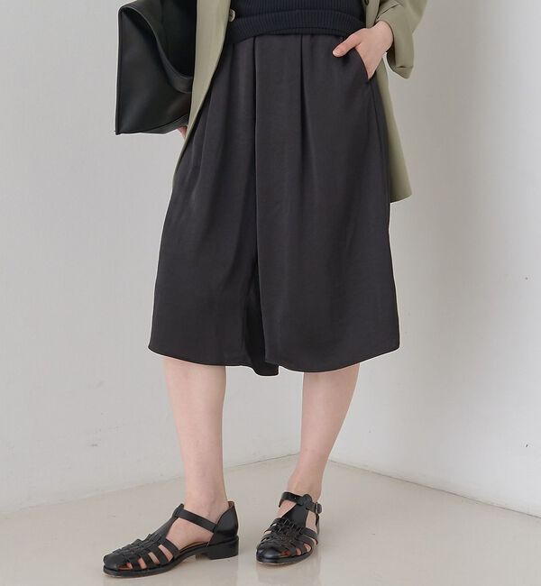 Rouge vif「シックサテンハーフパンツ/ワイドキュロット/ウエストゴム」|その他|ブラック