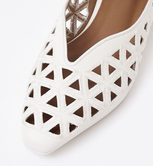 AU BANNISTER「【40周年】【Vibram/ヴィブラムソール】フラットパンプス」|パンプス|