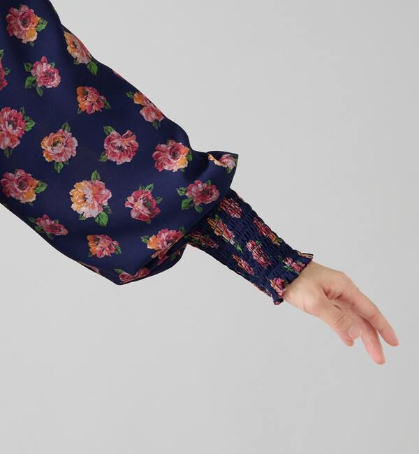 TIARA「オールドローズプリントハイネックブラウス」|シャツ・ブラウス|