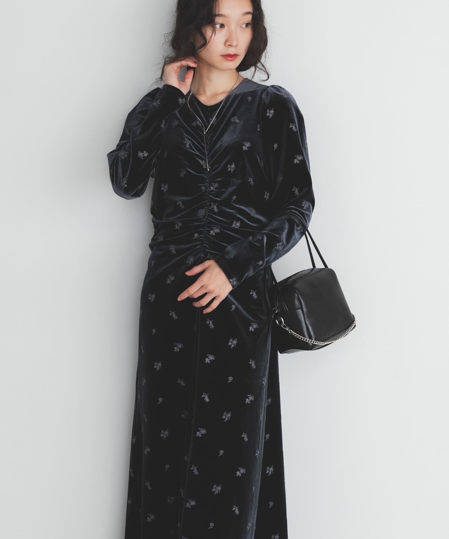  「ベロアシャーリングドレス」|ワンピース|グレー系その他