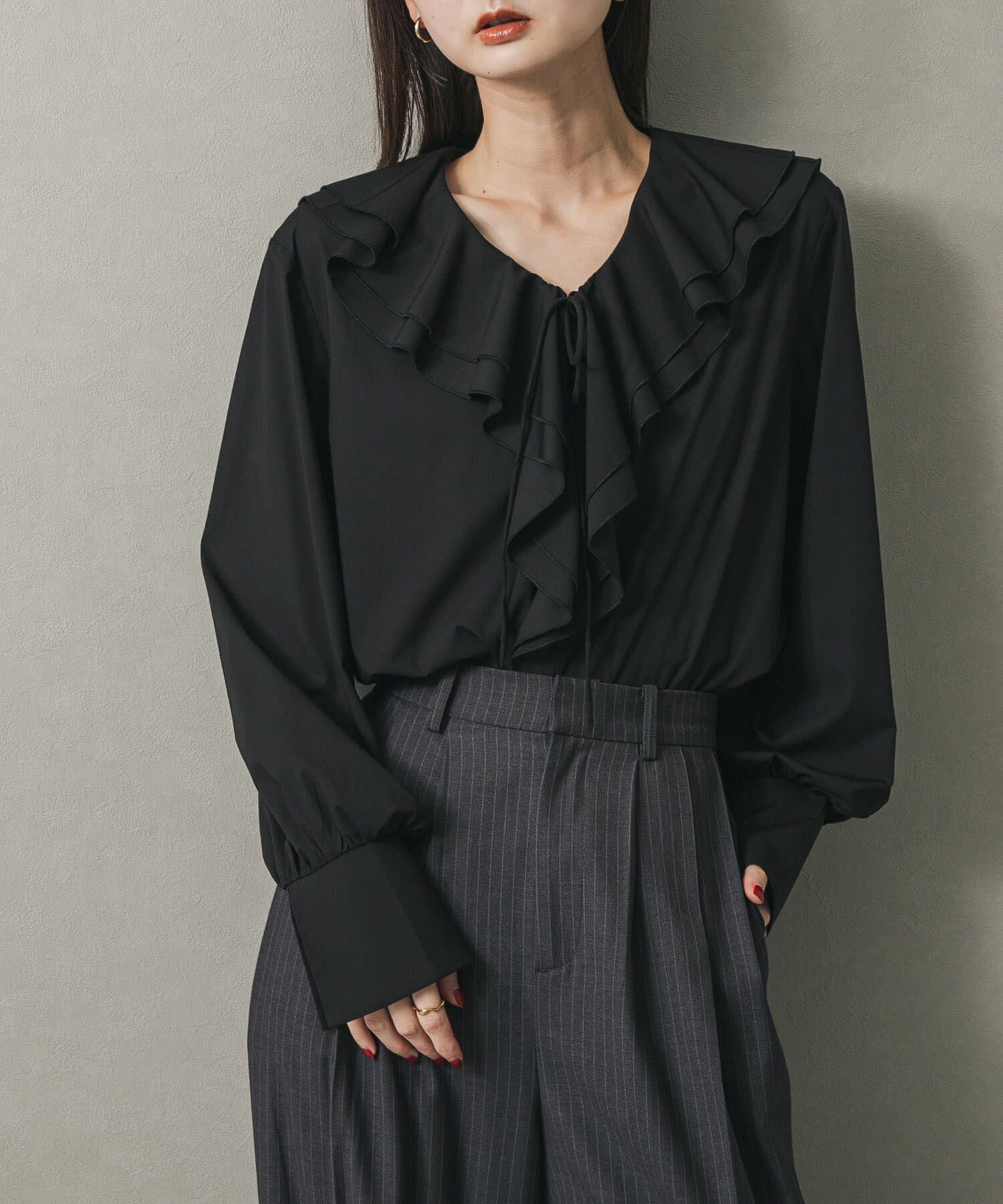 SENSE OF PLACE by URBAN RESEARCH「Vネックラッフルブラウス」|シャツ・ブラウス|ブラック