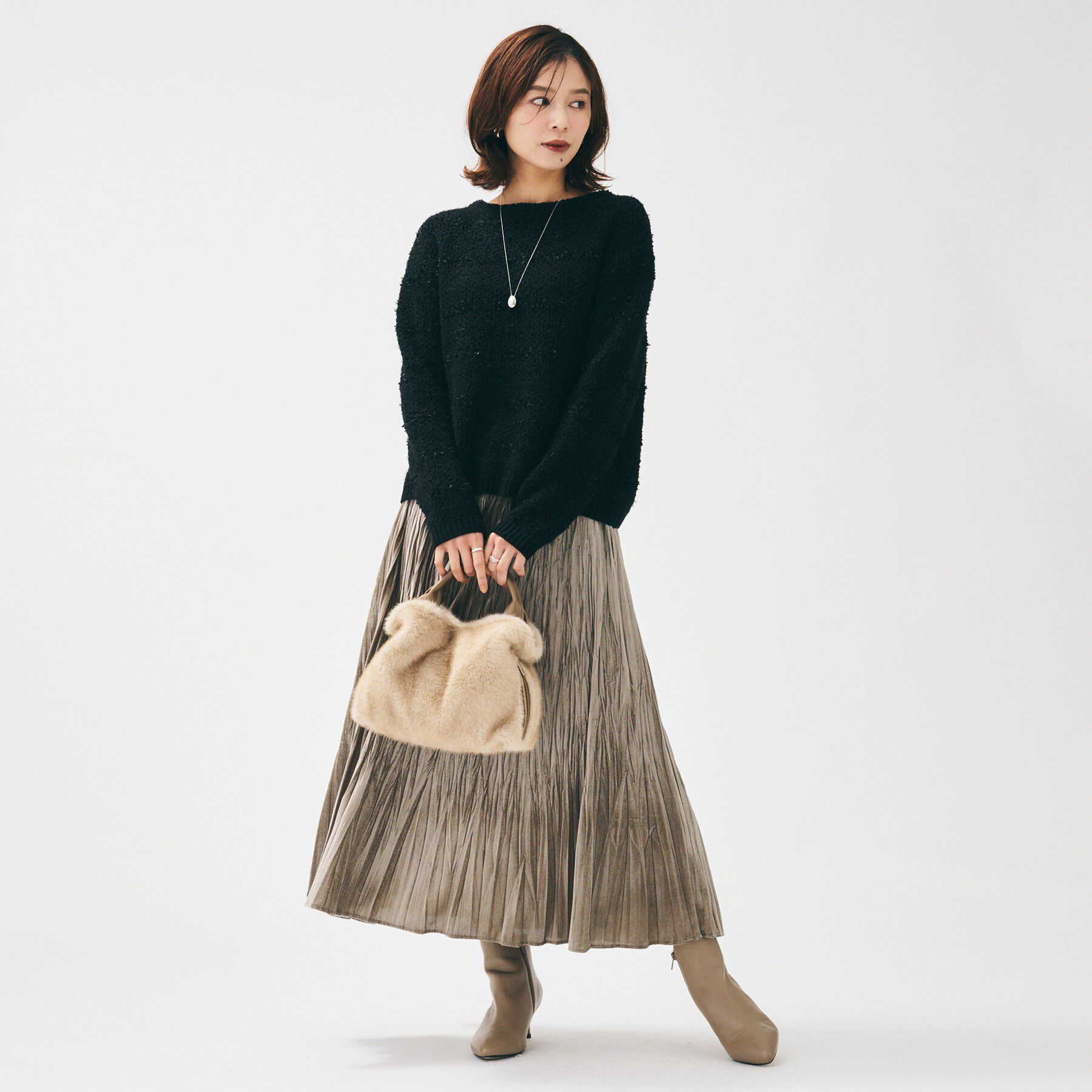 UNTITLED「【ツイード調/コンパクト丈】ブークレーボートネックニット」|ニット・セーター|