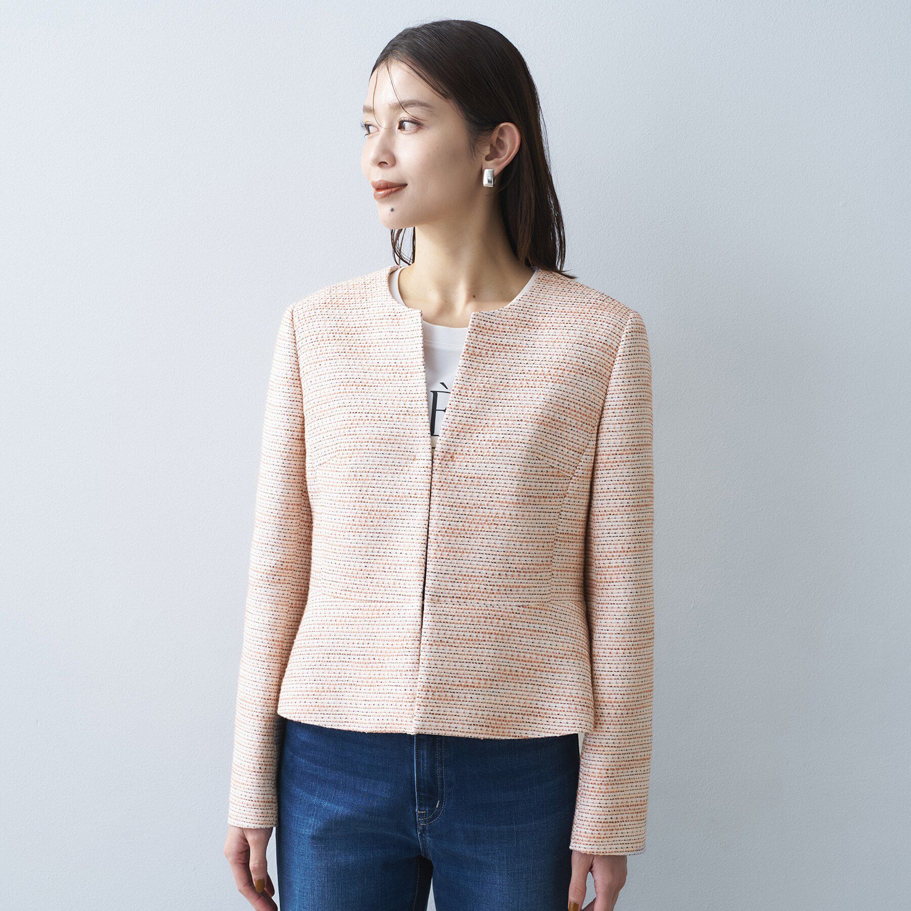 UNTITLED「【きれいめ】ツイード ペプラムジャケット」|ノーカラージャケット|