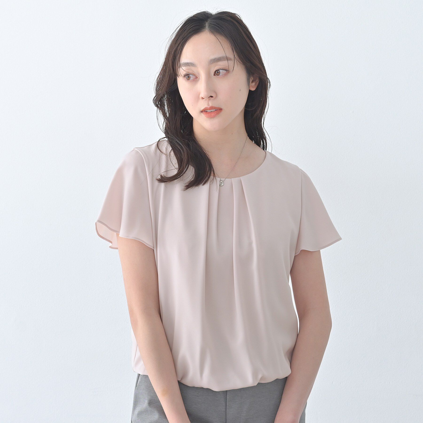 UNTITLED「パウダリータックブラウス」|シャツ・ブラウス|ライトピンク(670