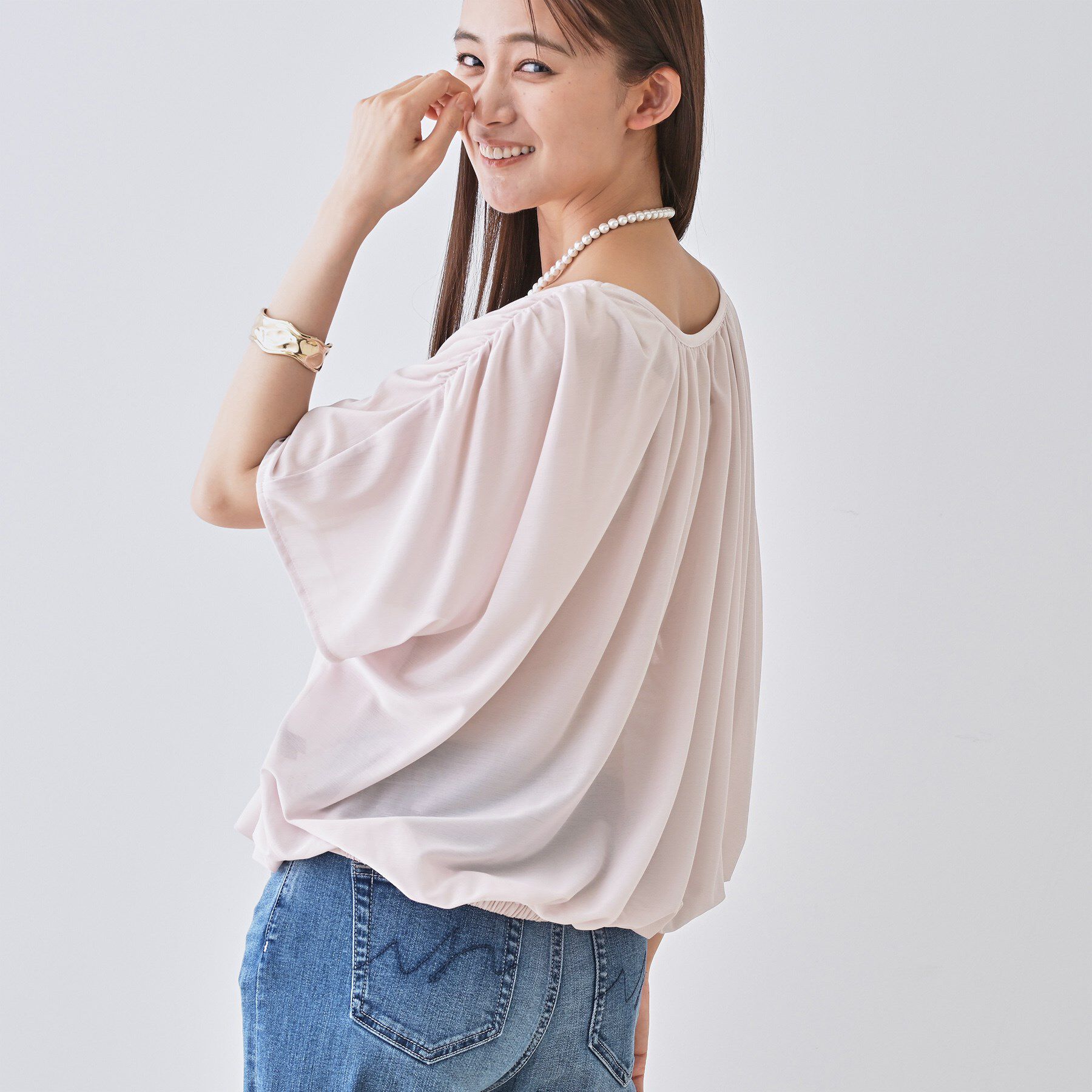 INDIVI「【洗える／体型カバー】シャーリングシアートップス」|Tシャツ・カットソー|