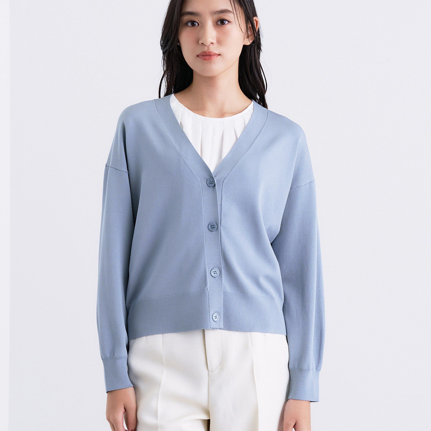 INDIVI「Vネック ストレッチカーディガン」|カーディガン|