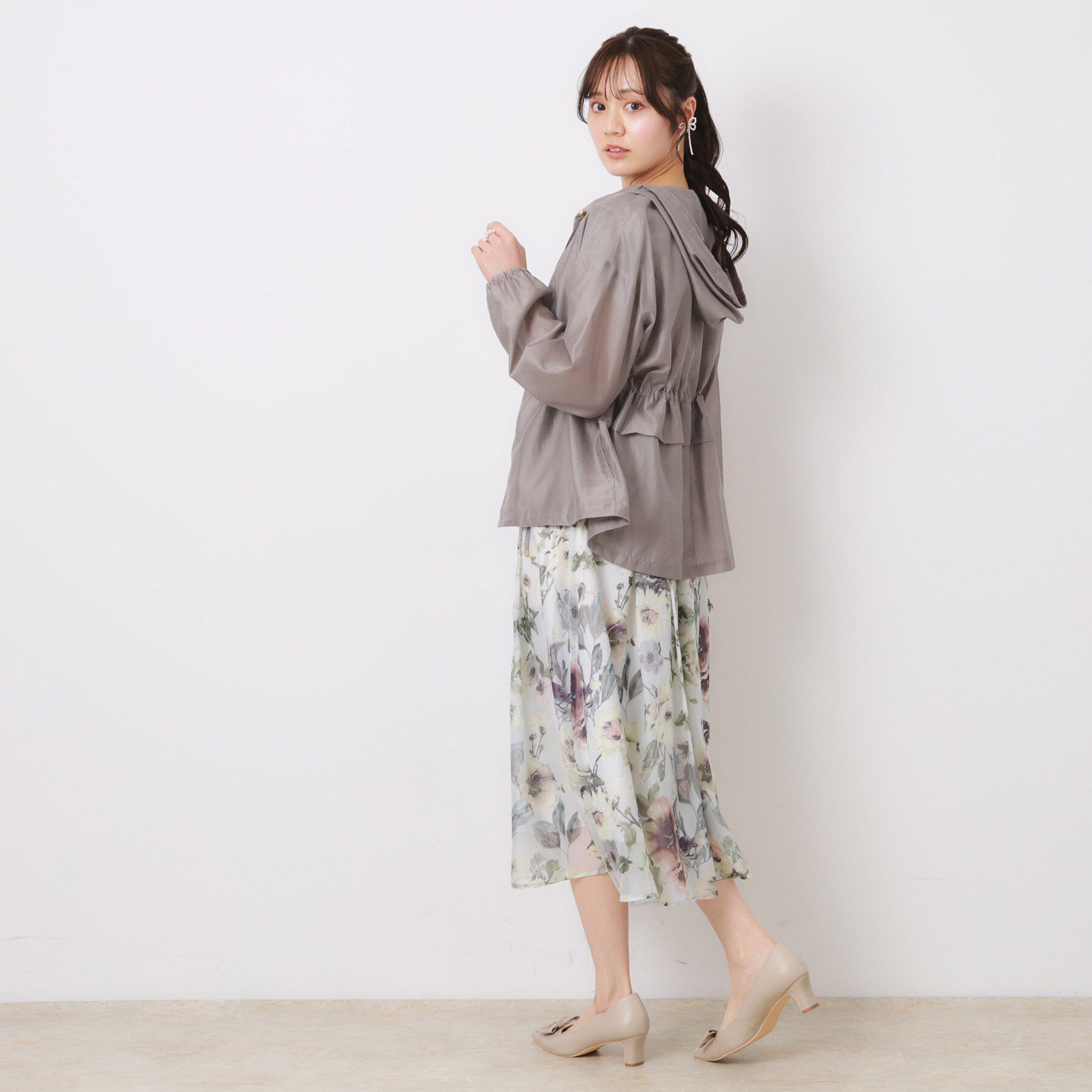 Couture broach「【オシャレな透け感・ペプラム】愛されシアーマンパ」|ブルゾン・スタジャン|