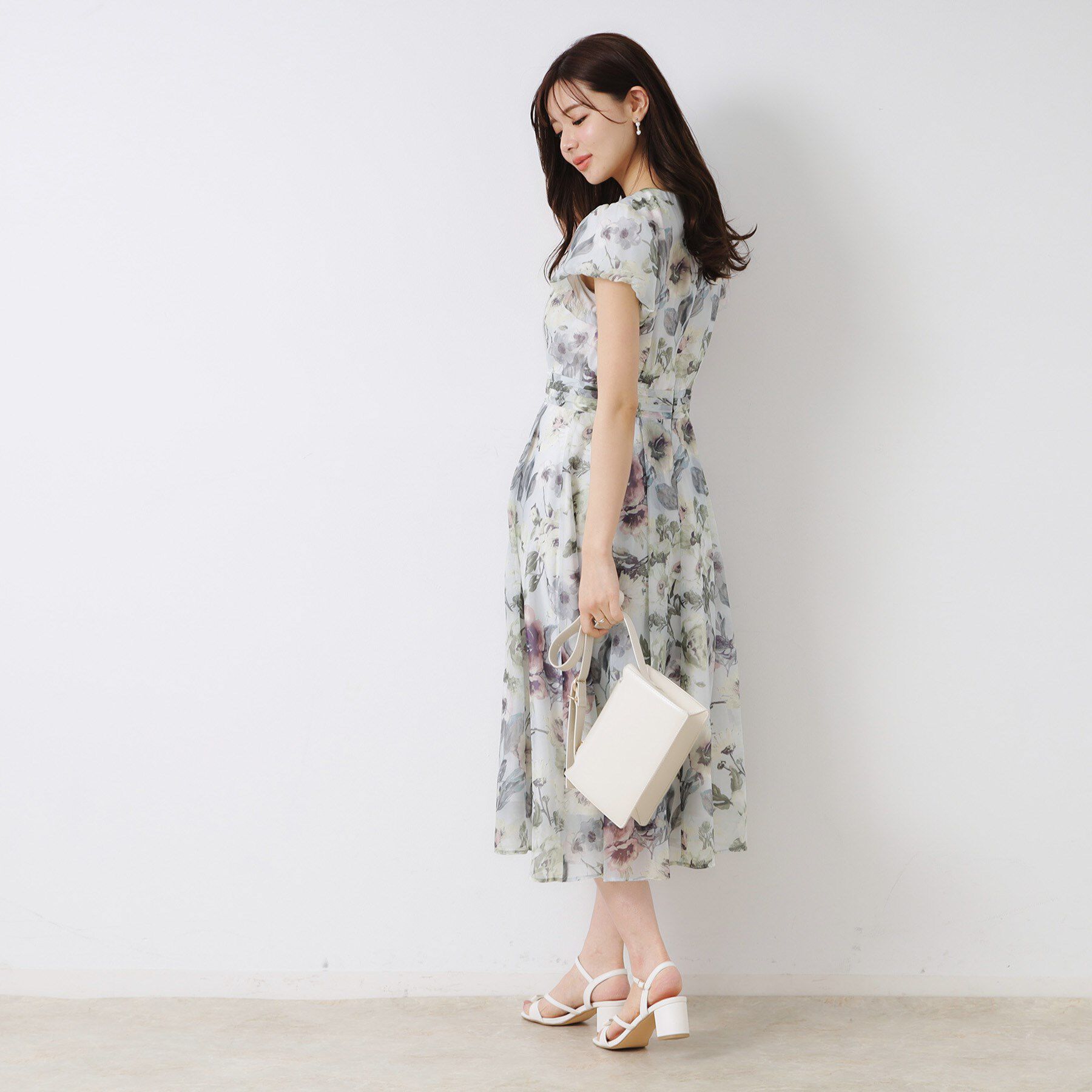 Couture broach「【花柄・一枚で着映える・細見え】Summerオーガンフルールワンピース」|ワンピース|