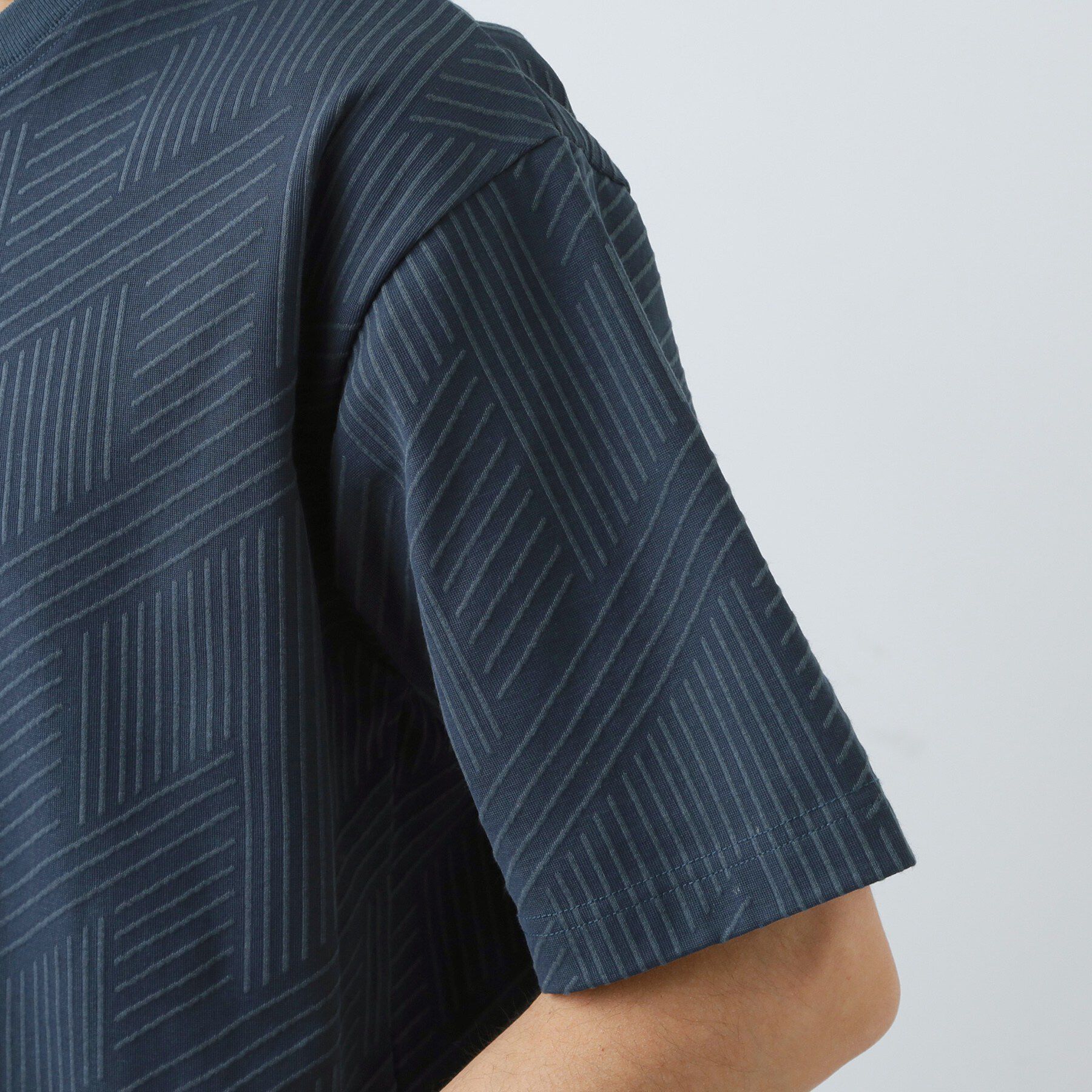 THE SHOP TK「【無地だと少し物足りないという方へ】ジオメトリック柄 半袖Tシャツ 洗濯機OK」|Tシャツ・カットソー|