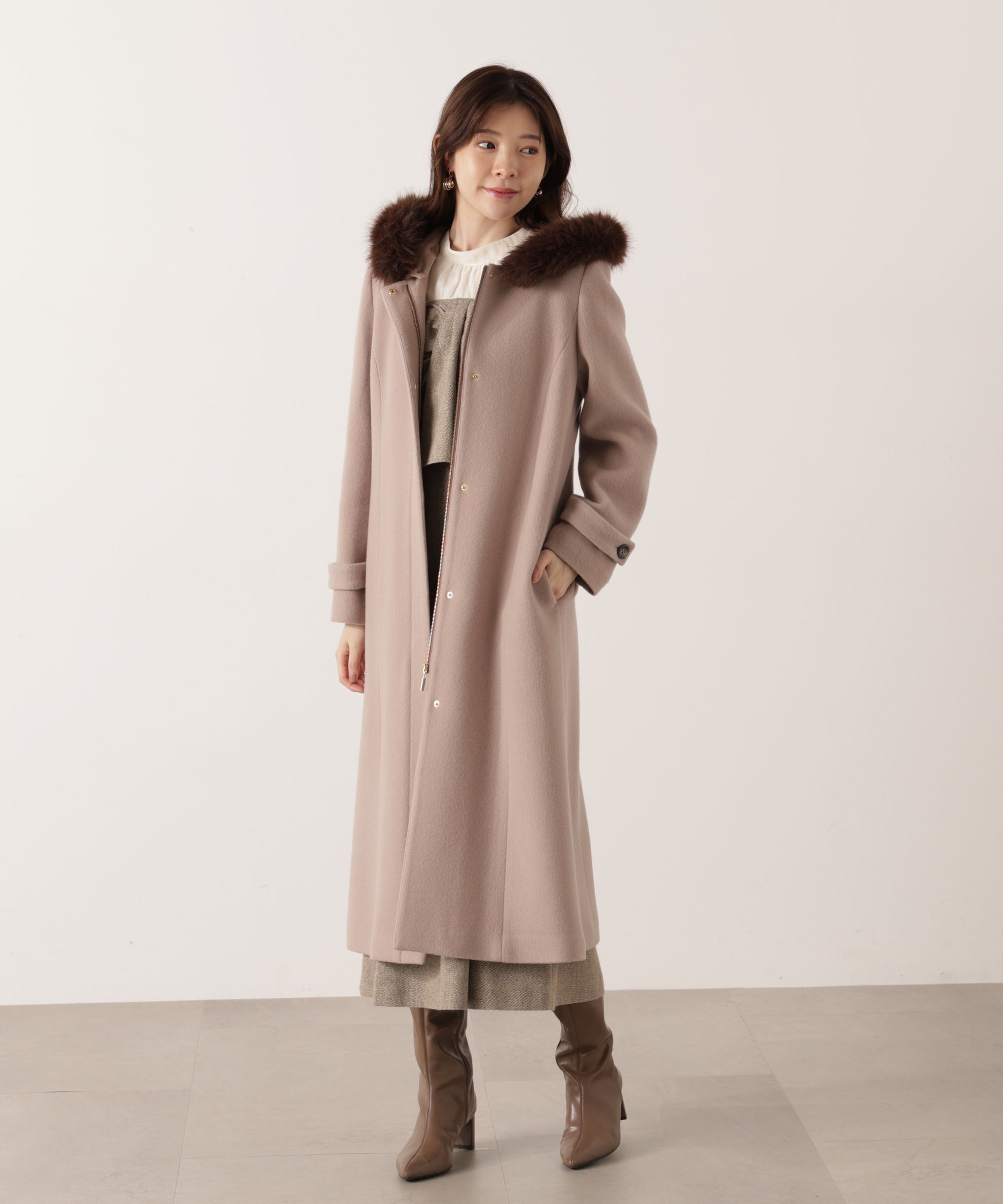 PROPORTION BODY DRESSING「モッサフードフェイクファーロングコート 25AW」|その他|