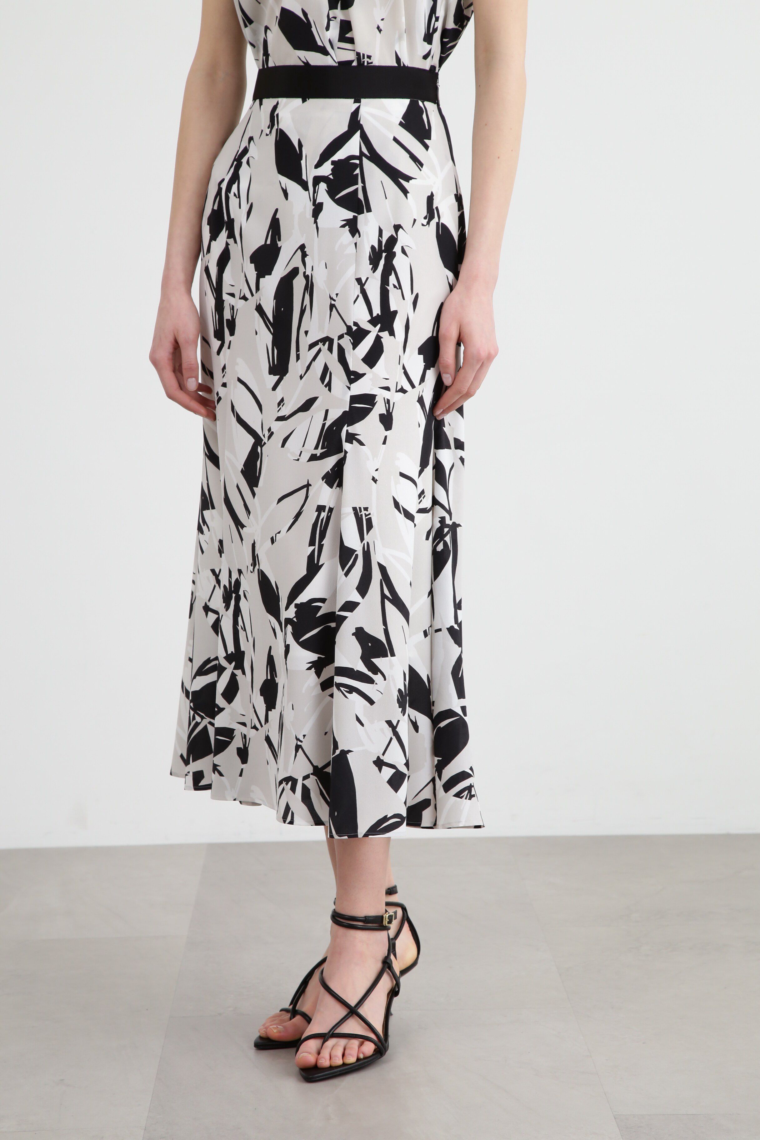  「◆ティアードリーフプリントマーメイドスカート」|スカート|