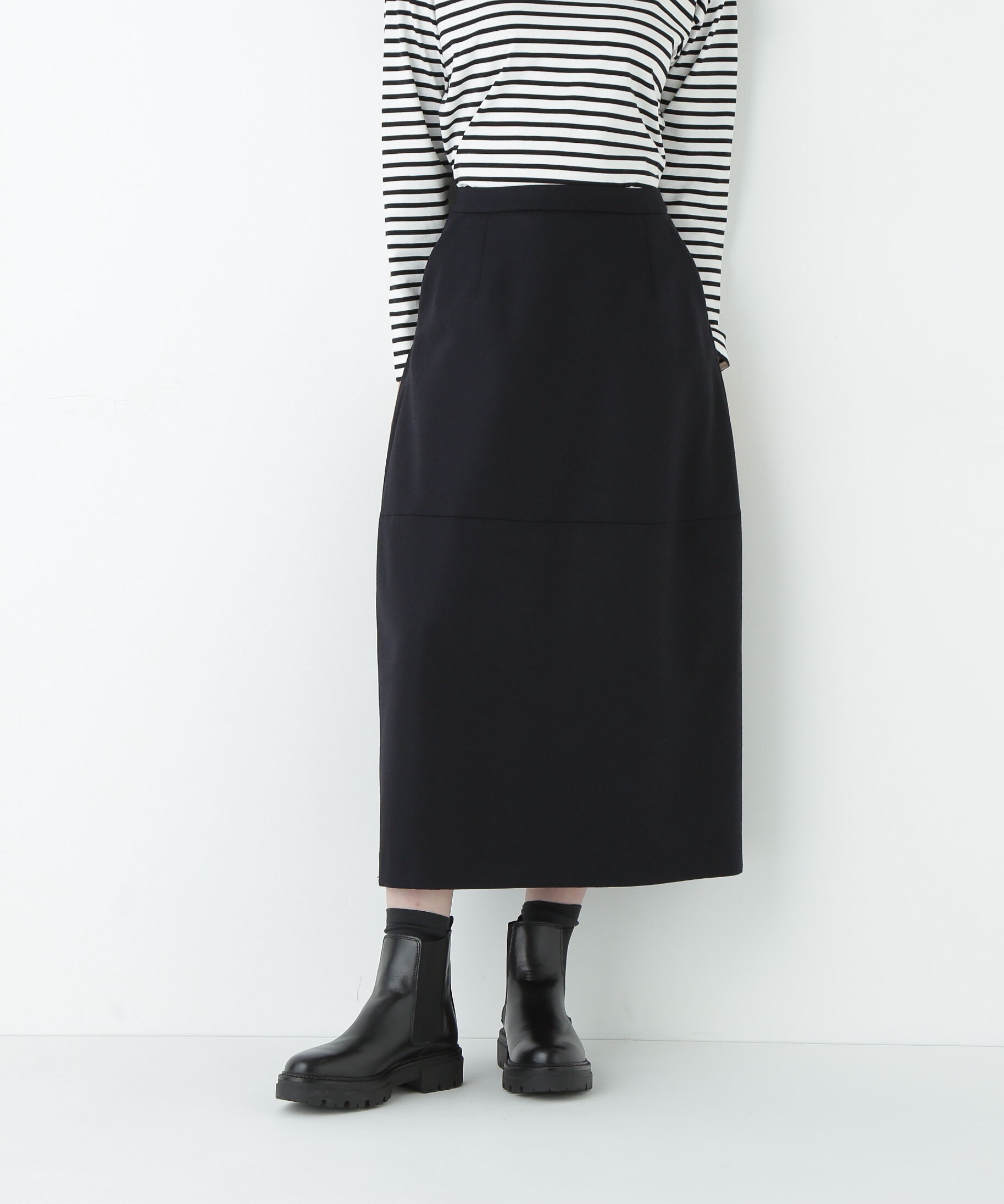  「ウールサキソニーコクーンスカート」|スカート|ネイビー