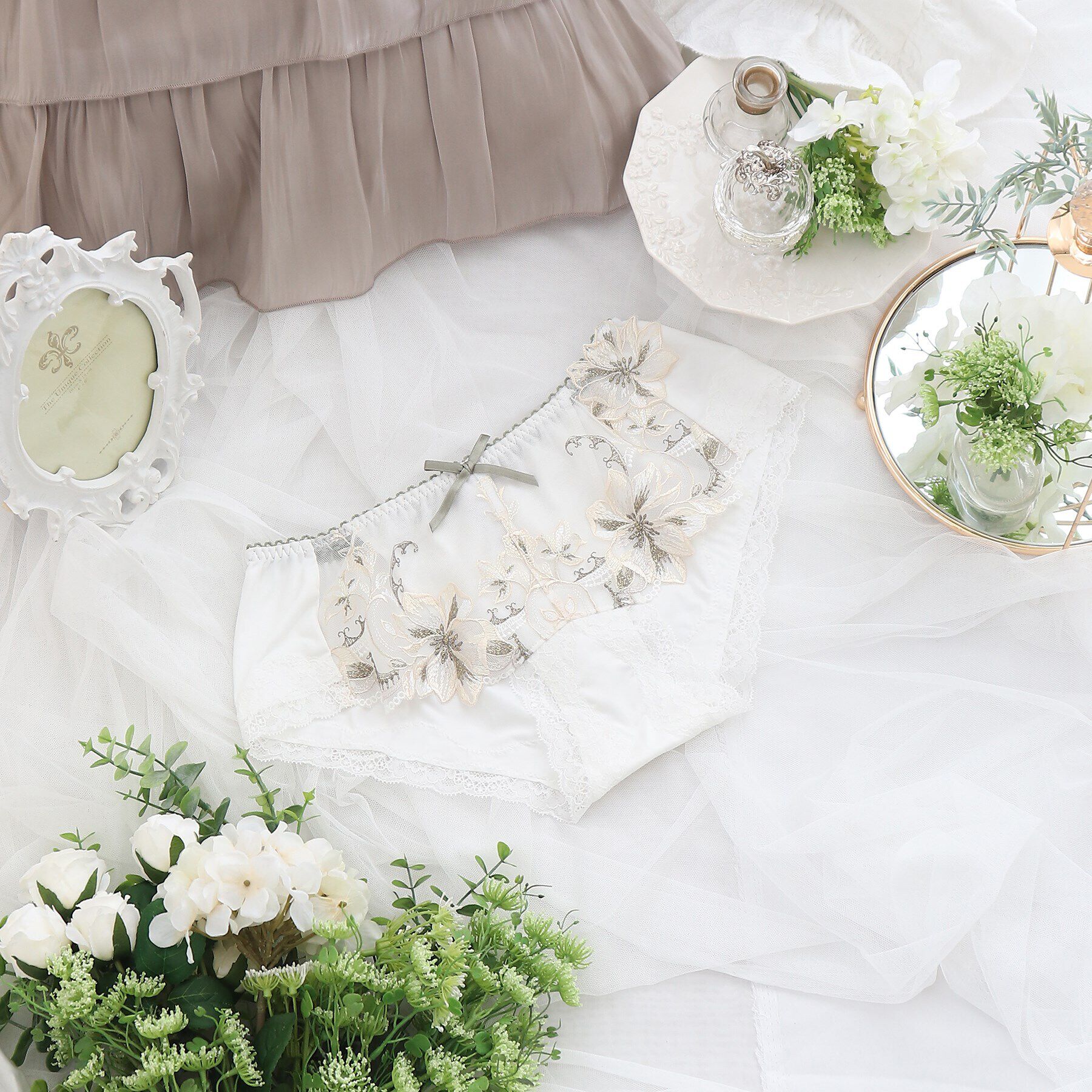 Risa Magli「フュシア ヒップハング」|インナー|アイボリー(004)