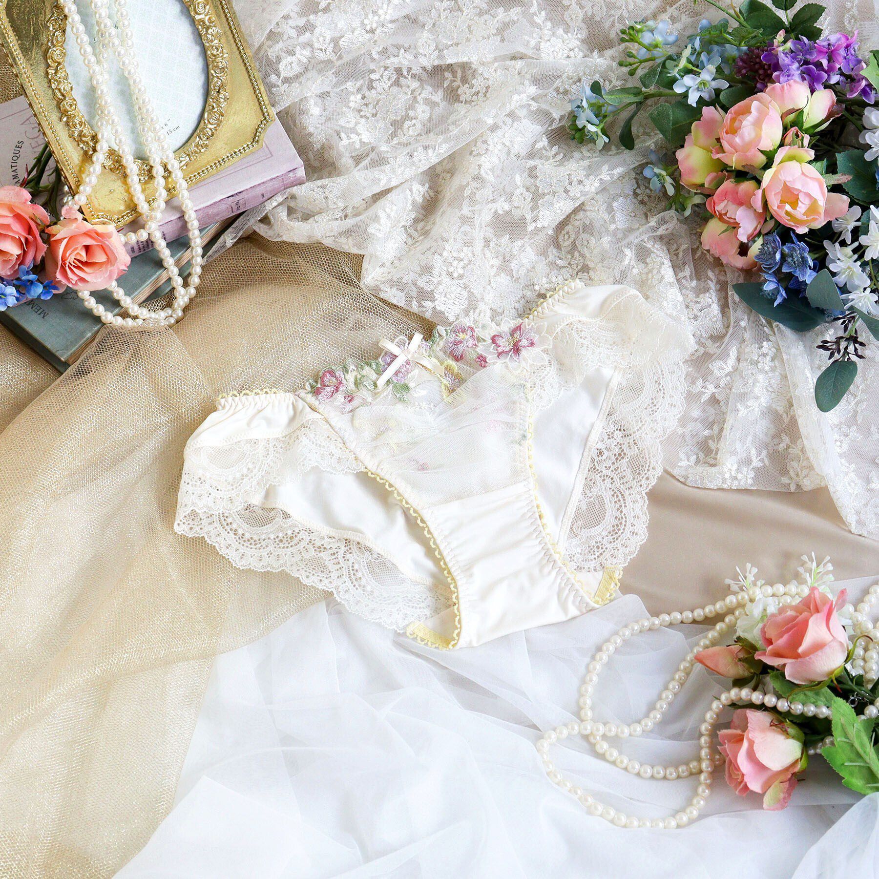 Risa Magli「アイリィー ノーマルショーツ」|インナー|アイボリー(004)