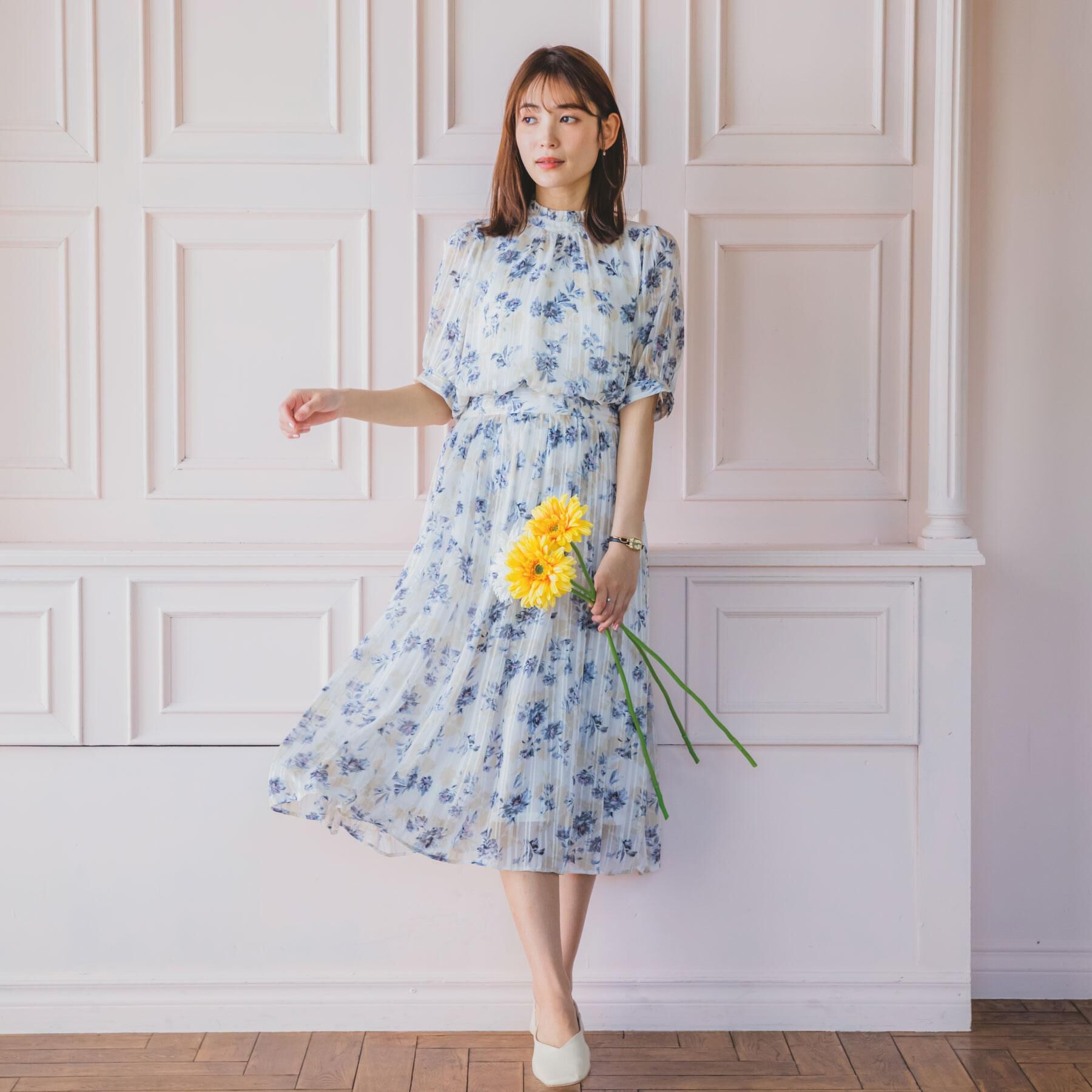 ITS&rsquo;DEMO「【手洗い可／M・Lサイズ展開】ラメストライプ花柄5分袖ブラウス」|シャツ・ブラウス|