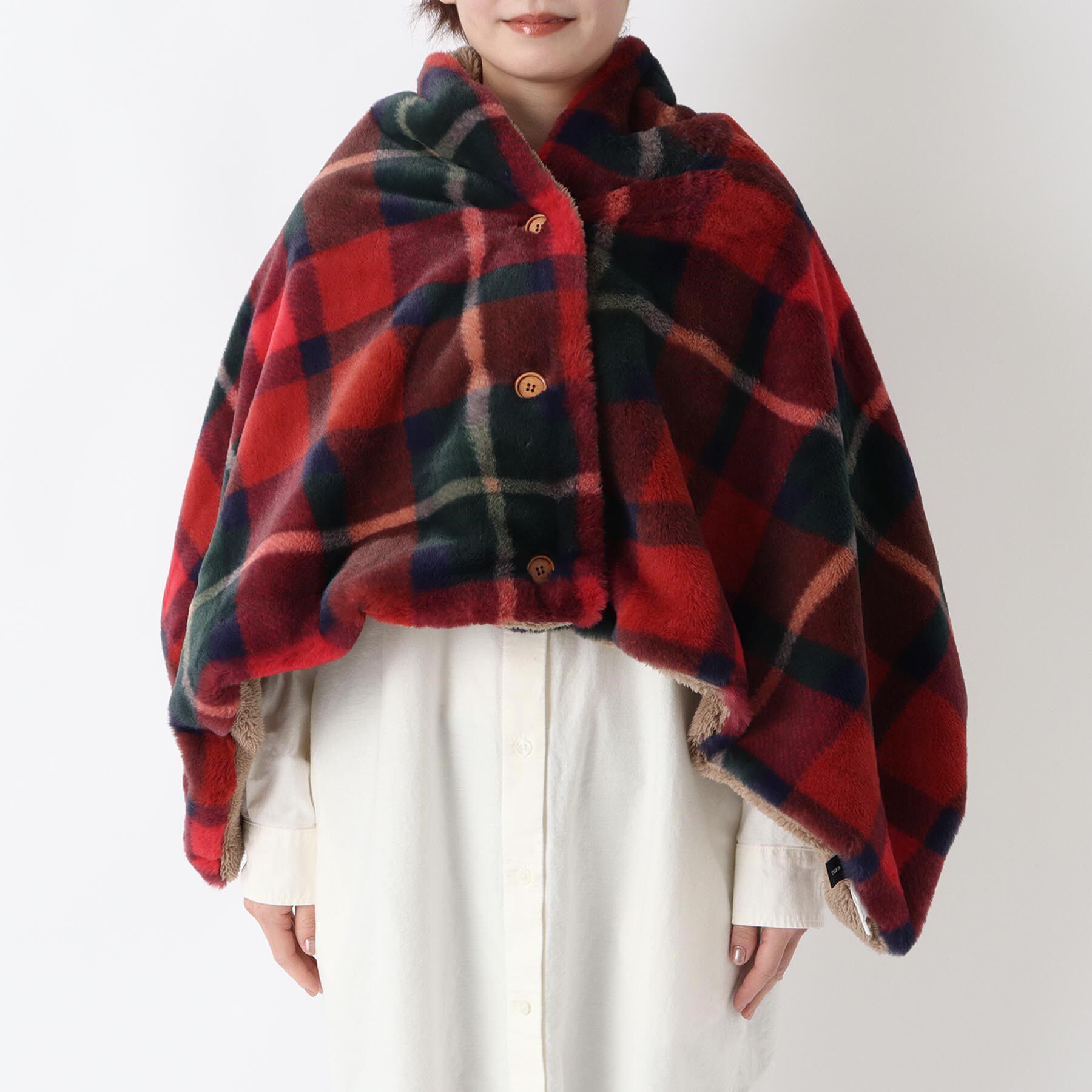 212 KITCHEN STORE「チェックファー ポンチョ レッド」|ブランケット|