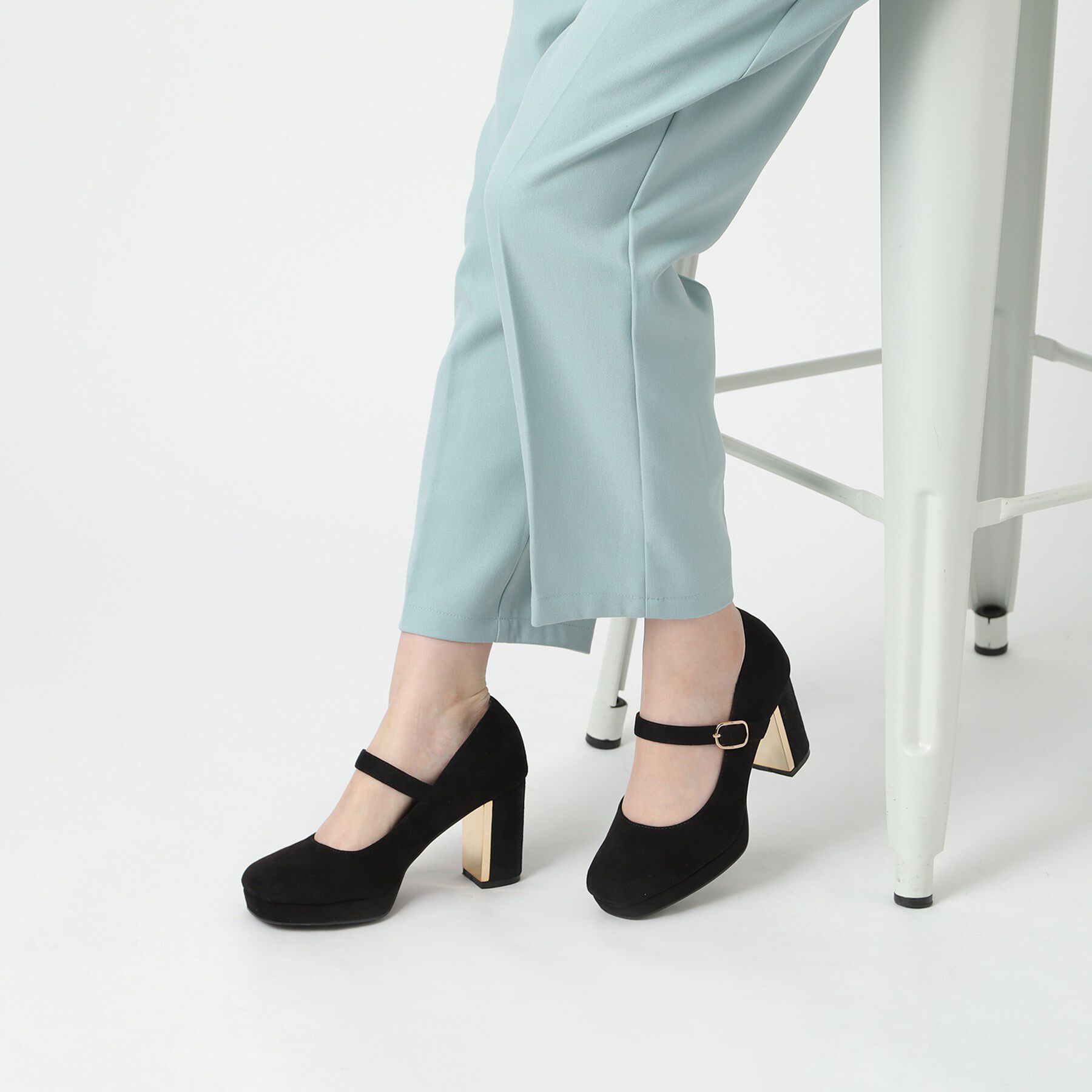 ESPERANZA「メッキプレートヒールストラップパンプス」|パンプス|