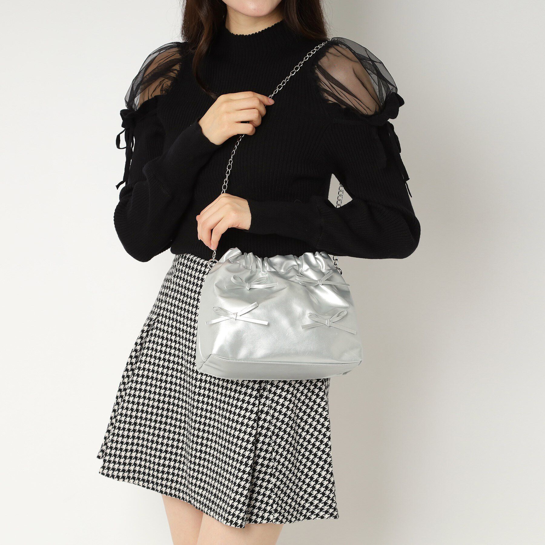 Ober Tashe「リールリボンチェーンショルダー」|ショルダー・メッセンジャー|