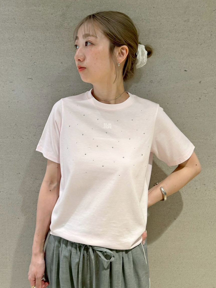 FURFUR「【WEB限定】ビジュー付きロゴ刺繍Tシャツ」|Tシャツ・カットソー|PNK