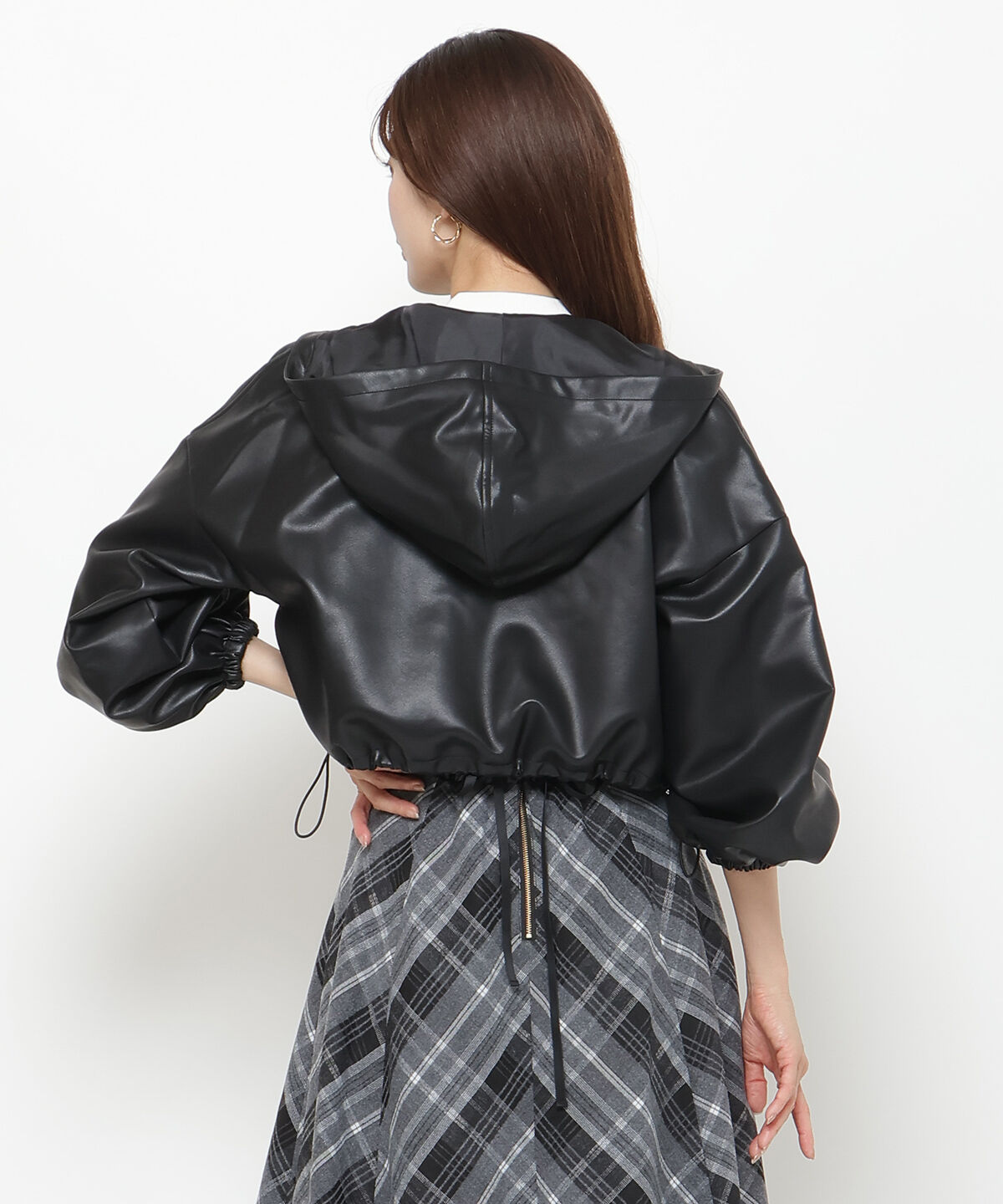 アンドクチュール「フェイクレザークロップドマンパ」|アウトドア|