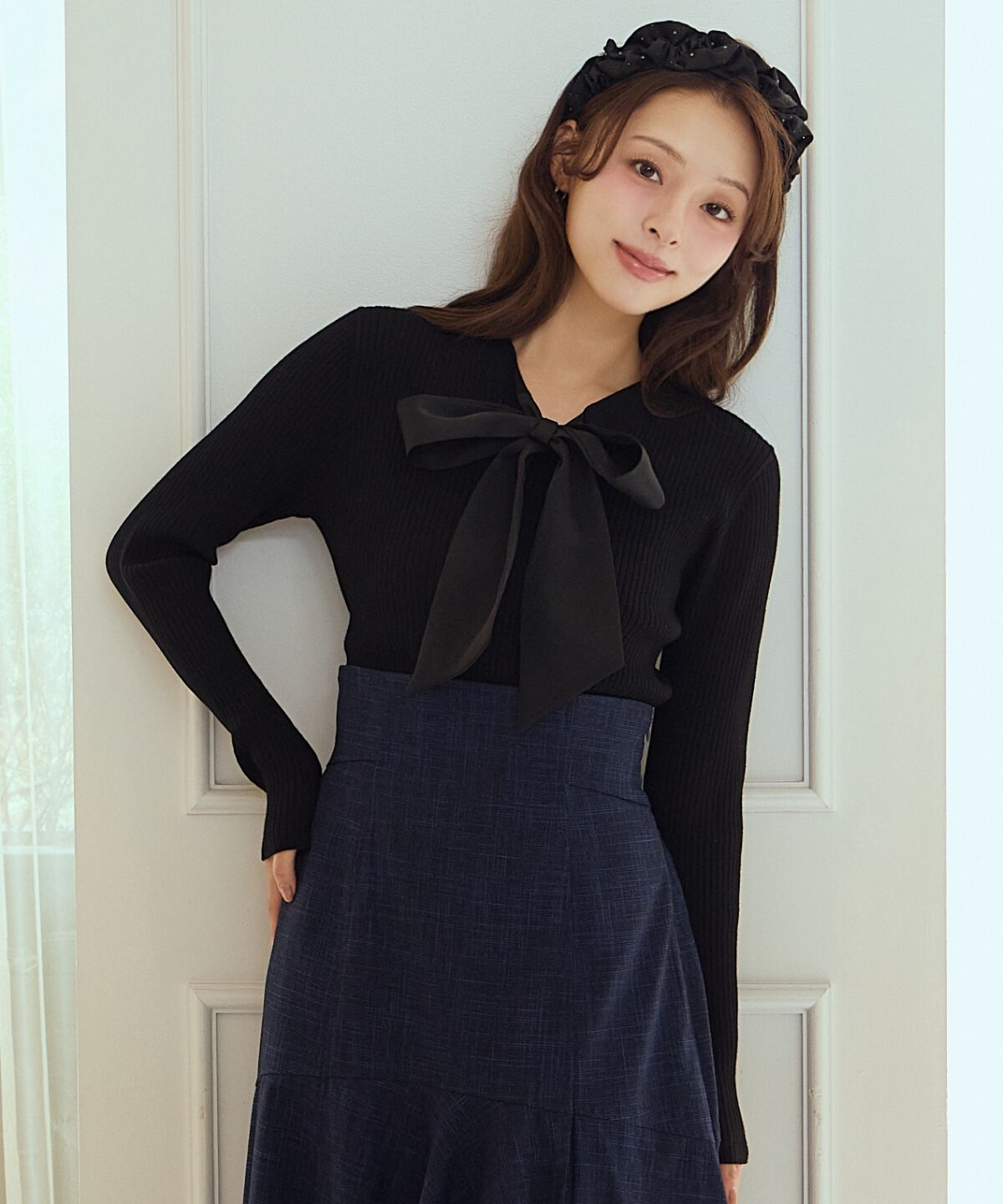 アンドクチュール「リボンボウタイ付きリブプルオーバー」|ニット・セーター|ブラック