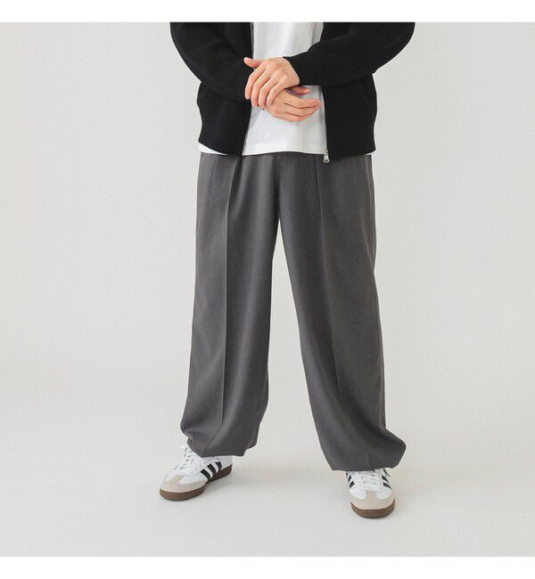 BEAMS「ワイドストレート 2プリーツ  スラックス」|チノ|