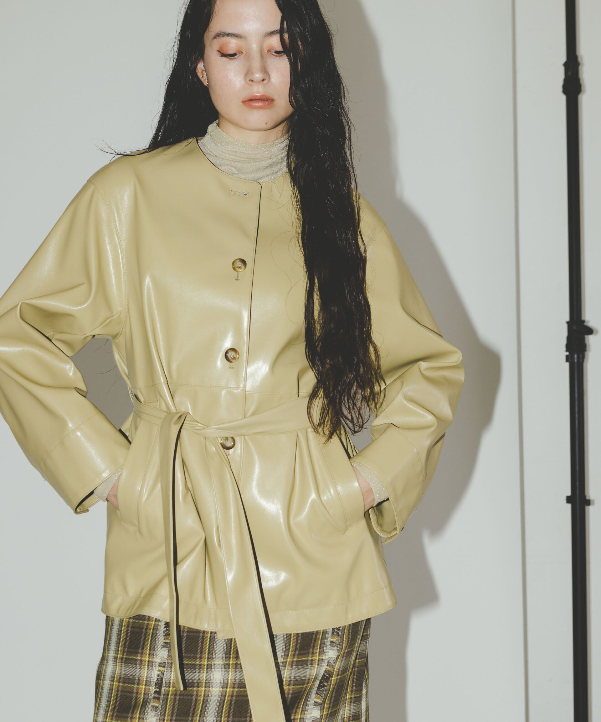 nano･universe「フェイクレザーベルテッドジャケット(セットアップ可)」|テーラードジャケット|ベージュ