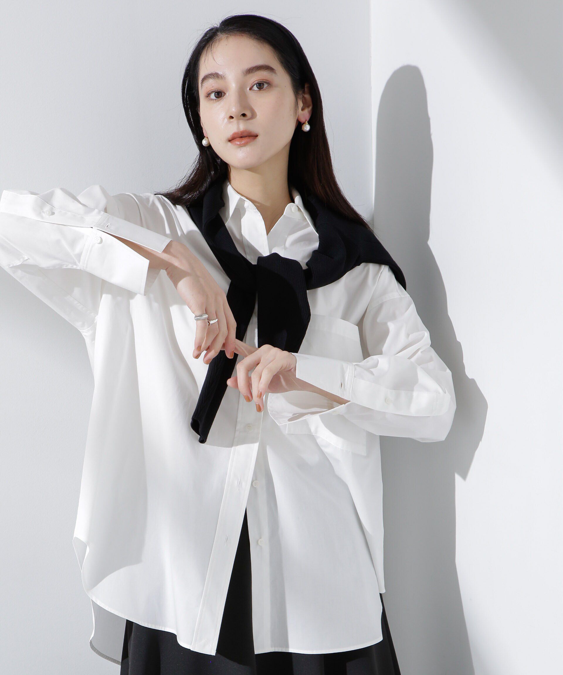 nano･universe「バッククロスオーバーシャツ」|シャツ・ブラウス|ホワイト