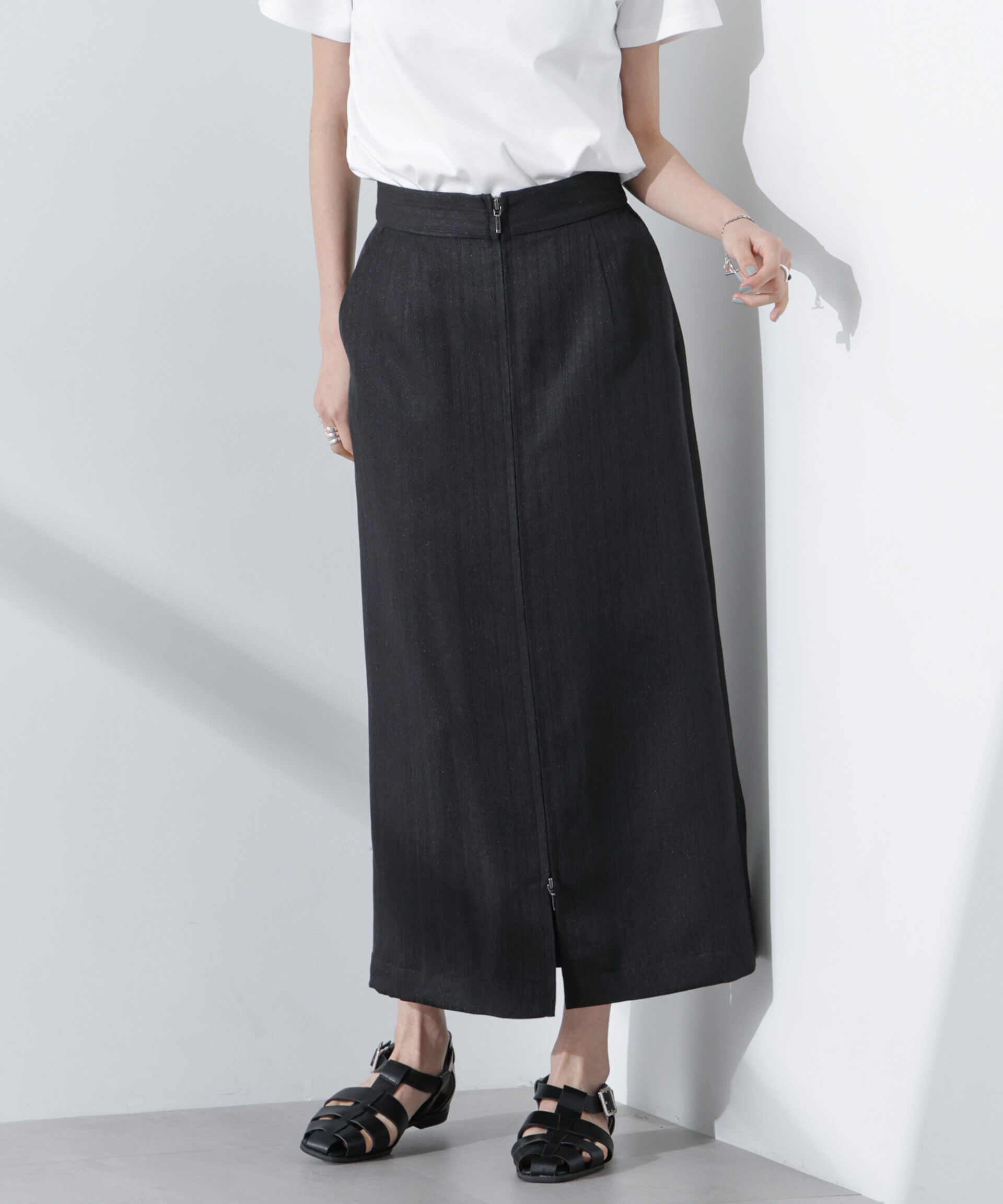 nano･universe「メタリックフロントZIPスリットタイトスカート」|スカート|