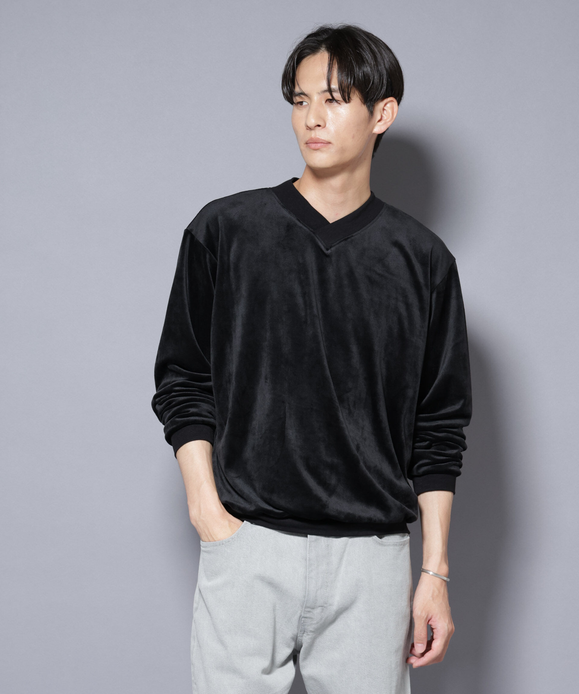 nano･universe「ベロアプルオーバー Vネックスウェット」|Tシャツ・カットソー|